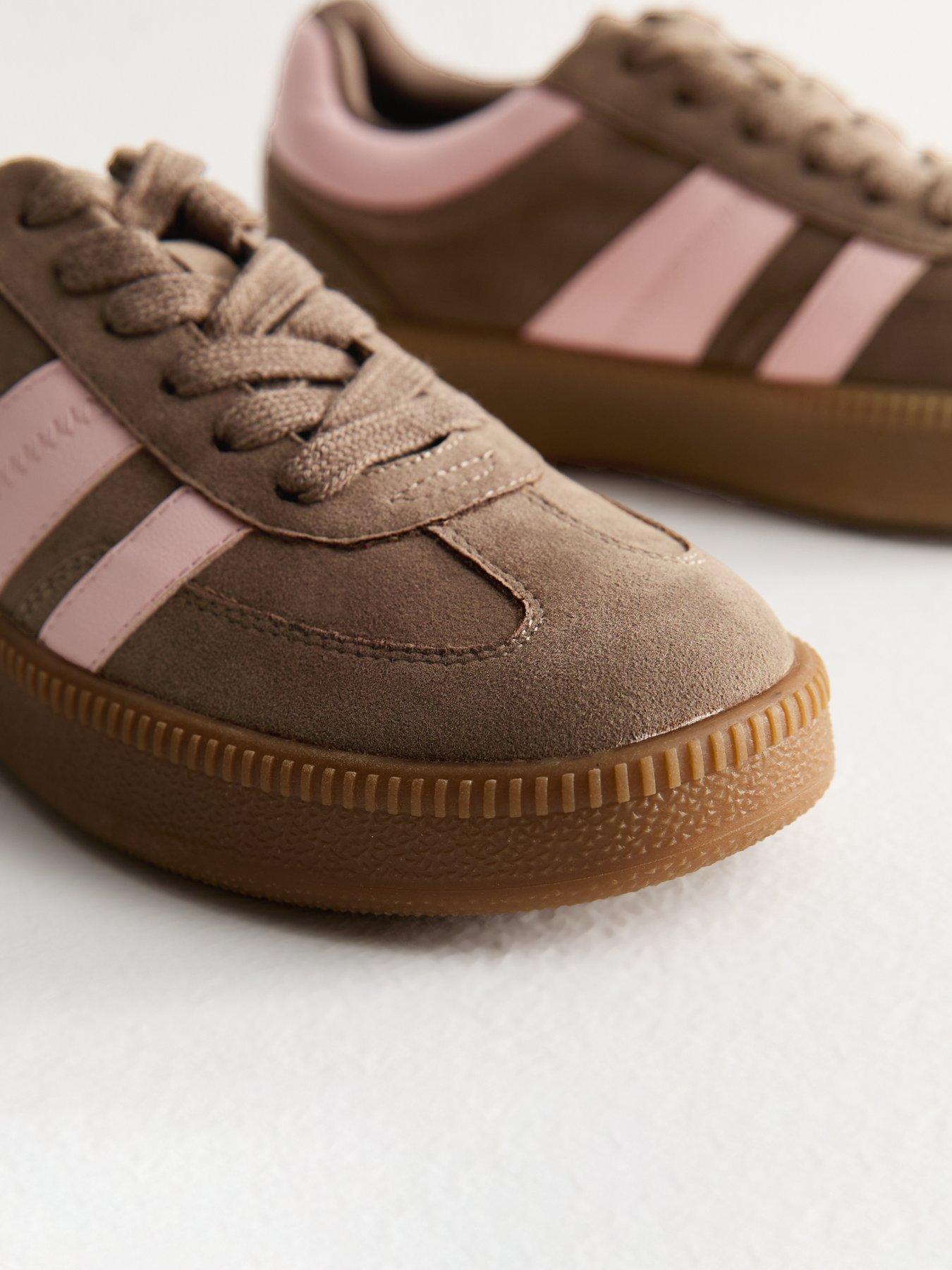 Image 6 of 6 of New Look Faux Suede Side Stripe Low Top Trainers - Brown