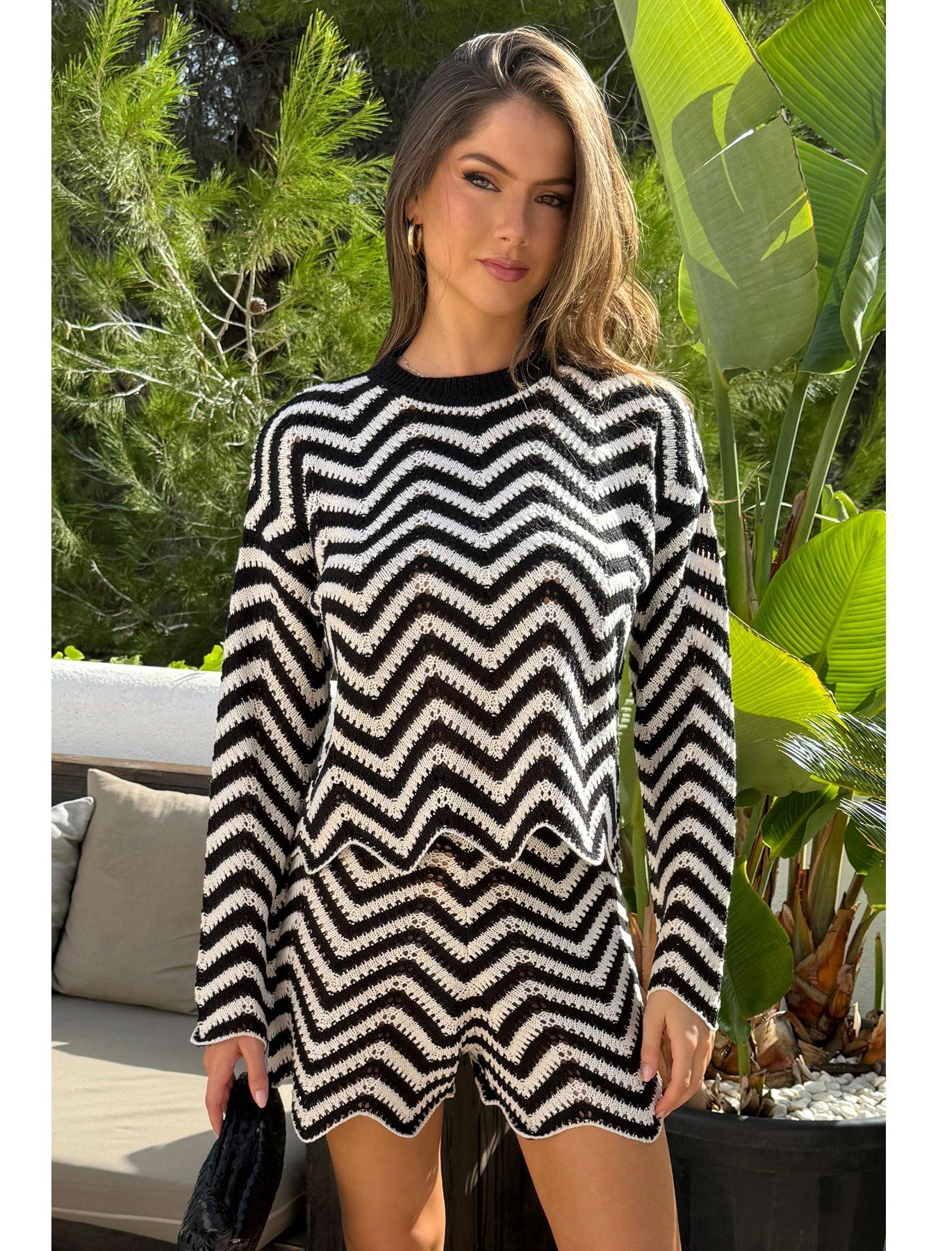 AX Paris Black And White Zig Zag Crochet Shorts - Multi
