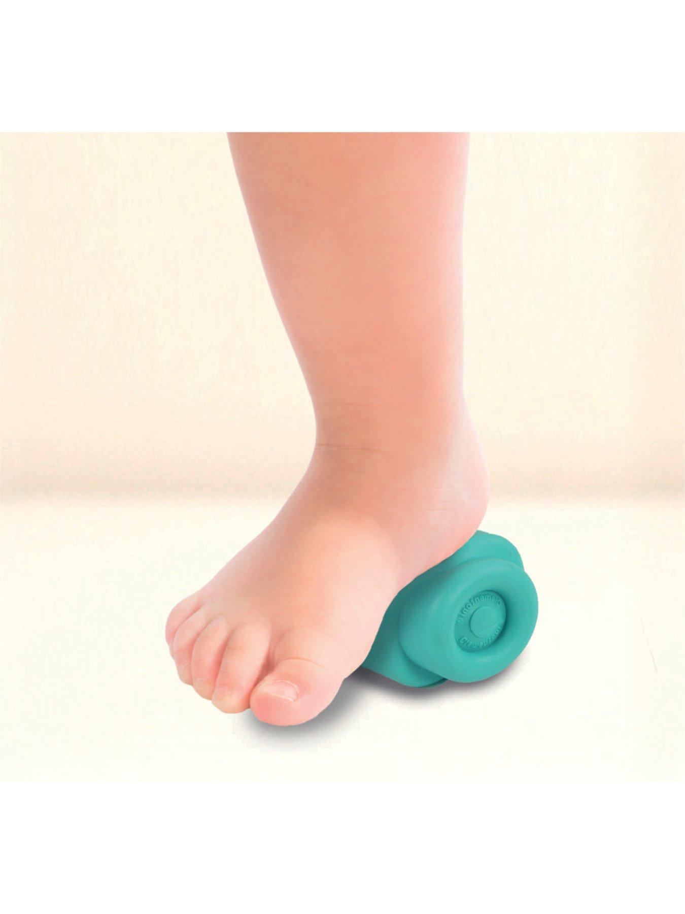  image of clementoni-sensory-vacuum-roller