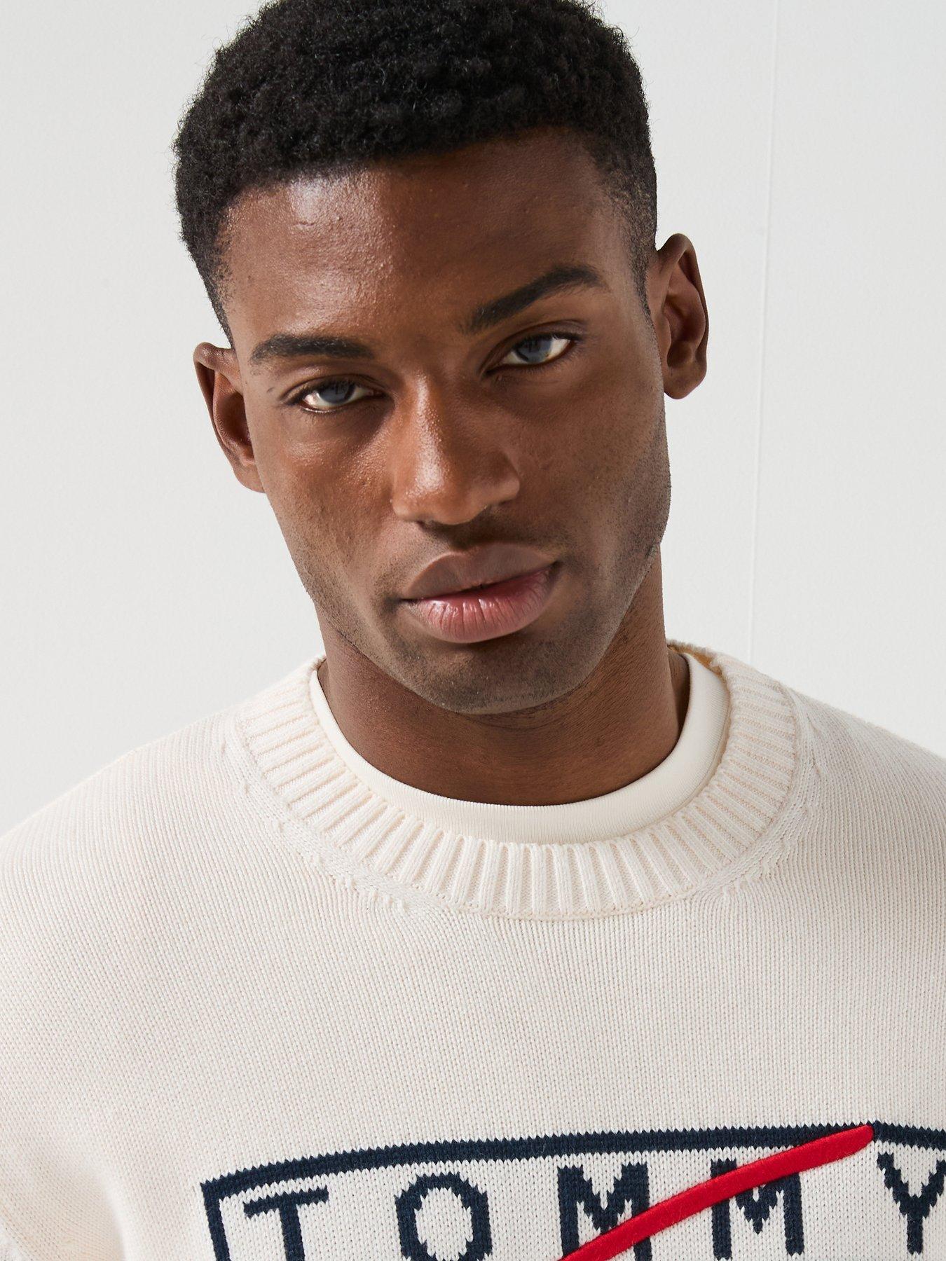 Image 5 of 6 of Tommy Jeans Regular Fit Signature Knitted Jumper - White