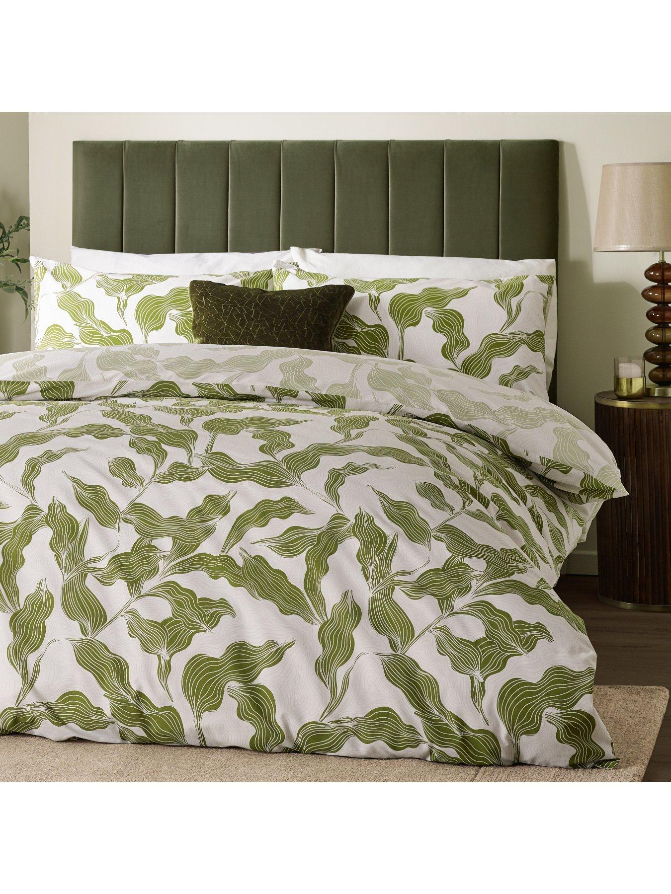 Image 3 of 3 of HOEM Lauro Duvet Set Olive