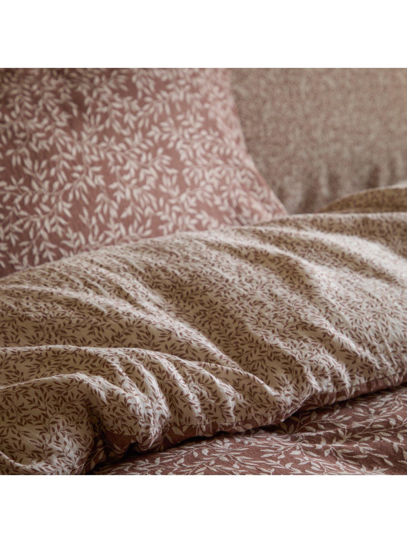  image of yard-perrieleaf-duvet-set-cinnamon