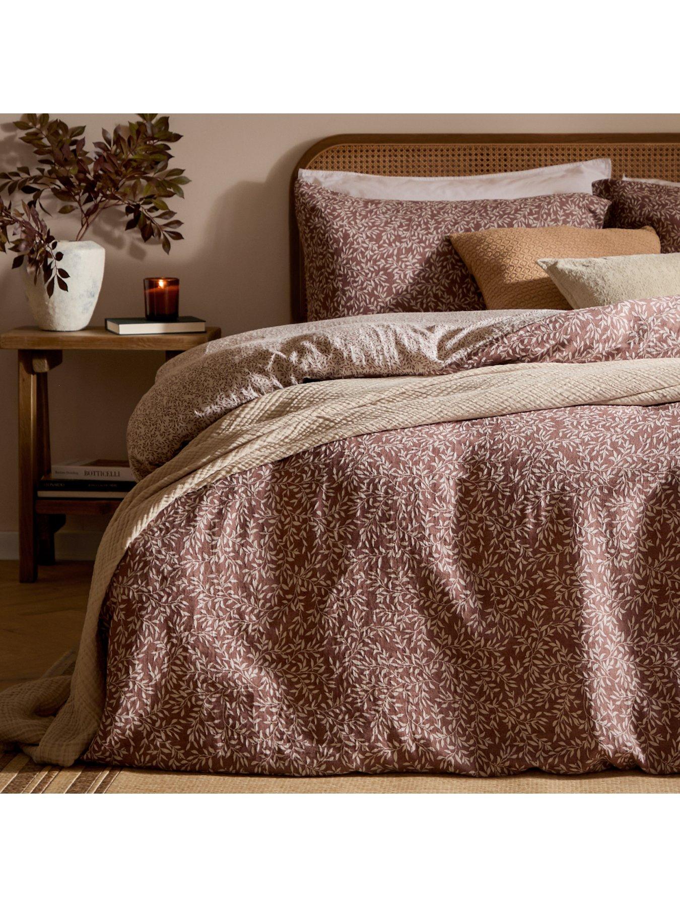  image of yard-perrieleaf-duvet-set-cinnamon