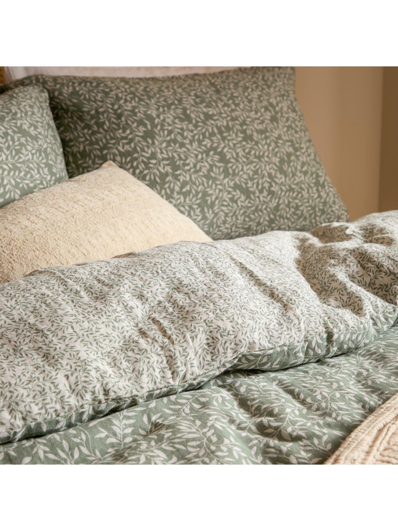 Image 7 of 7 of Yard Perrieleaf Duvet Set Forest