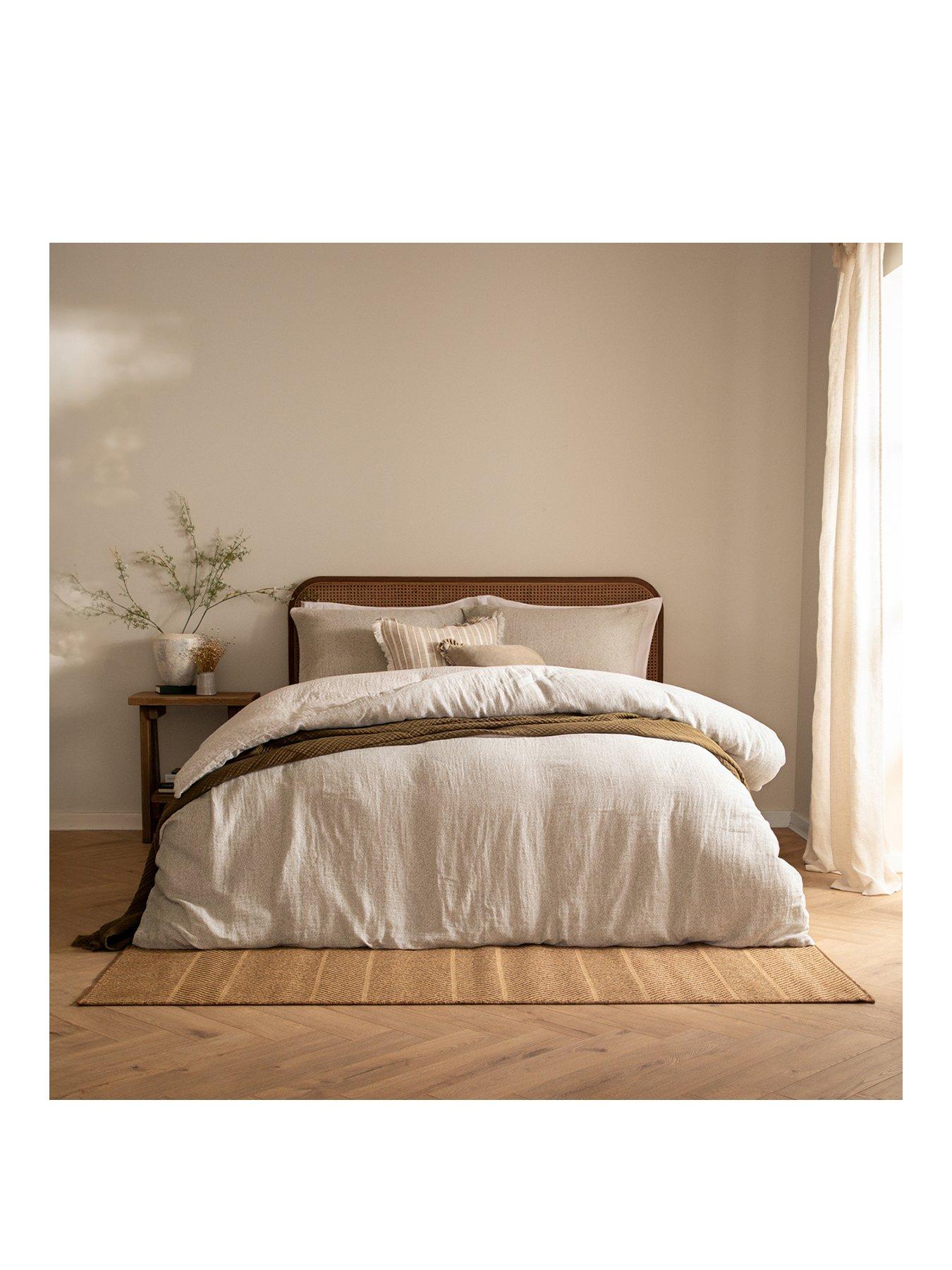 Image 2 of 6 of Yard Perrieleaf Duvet Set Natural