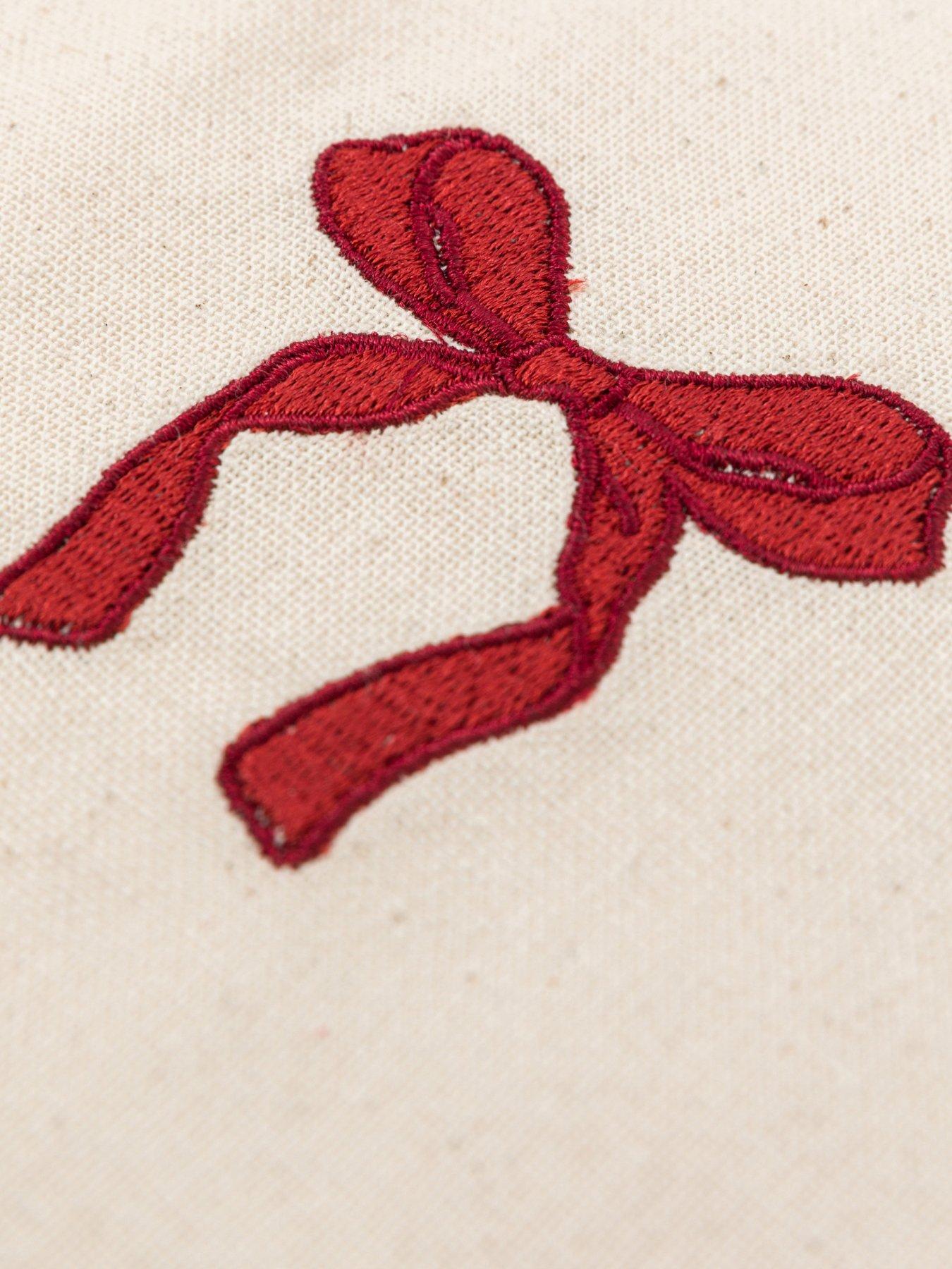  image of gallery-direct-heritage-christmas-napkin-4pk-450x450mm