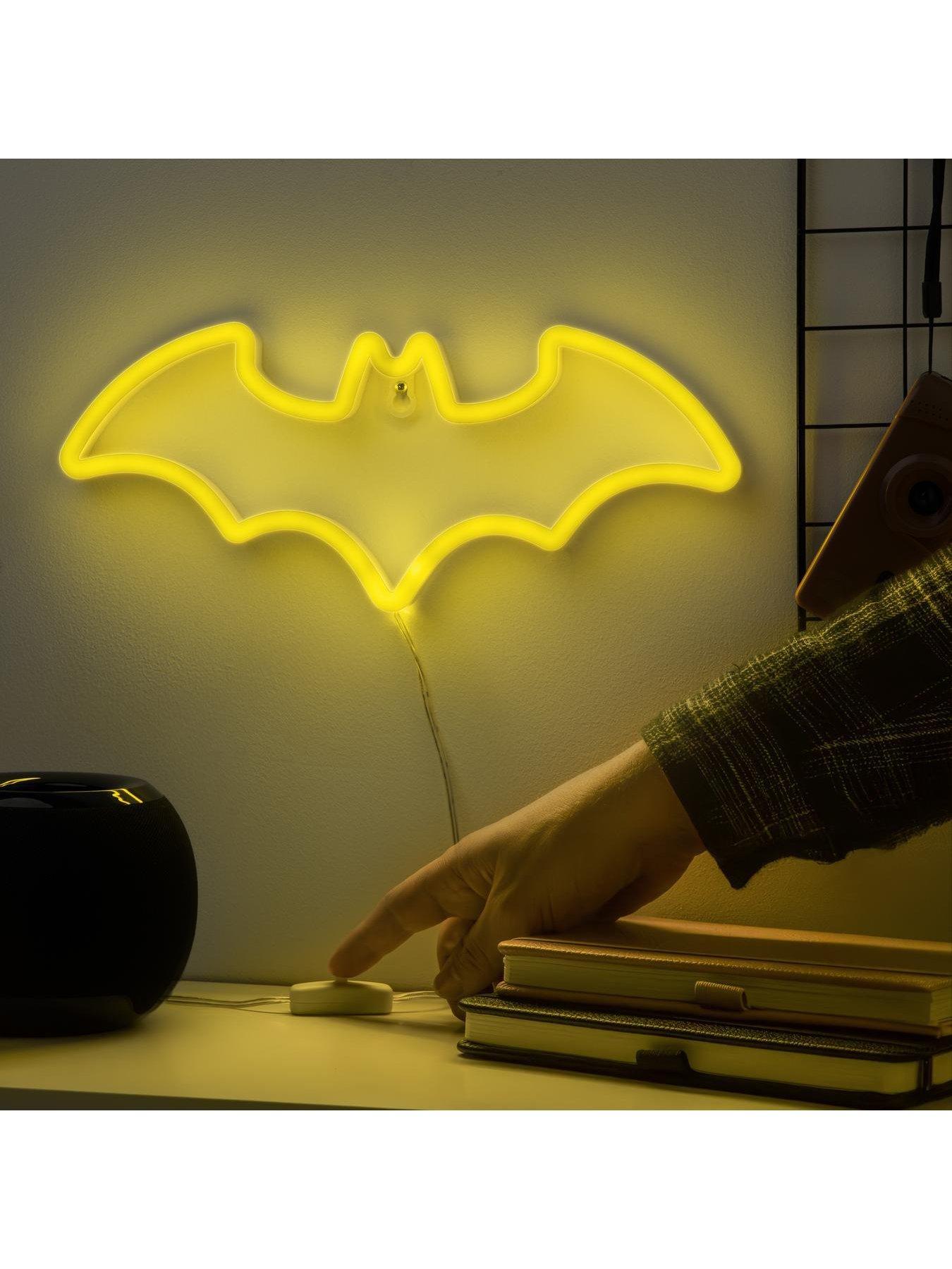 Image 4 of 6 of Batman Batman Wall Mountable Led Neon Light