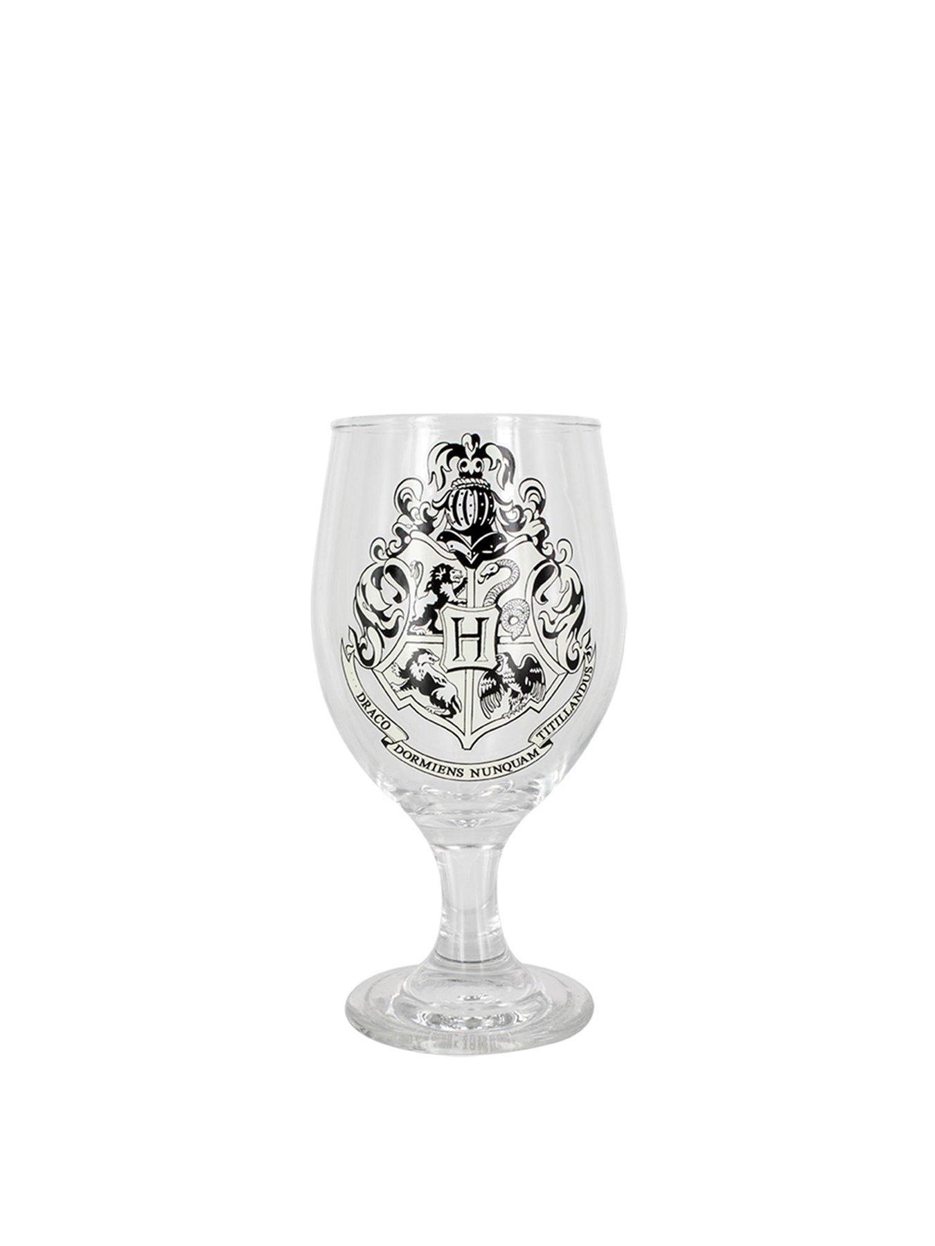 Image 2 of 4 of Harry Potter Hogwarts Colour Change Water Glass