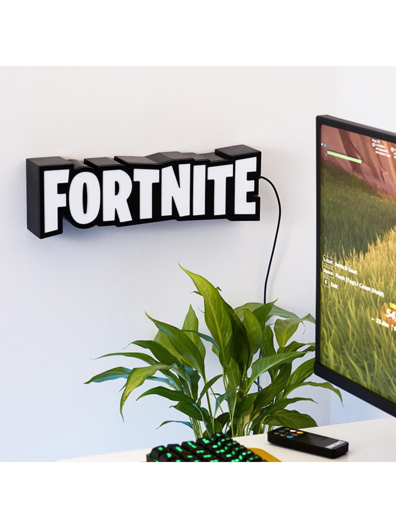 Image 4 of 7 of Fortnite Logo Light
