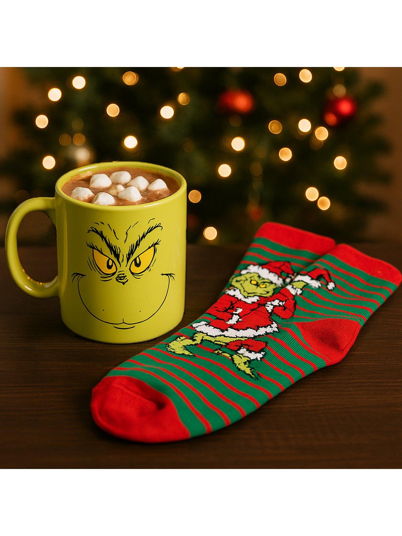  image of the-grinch-smile-mug-and-socks