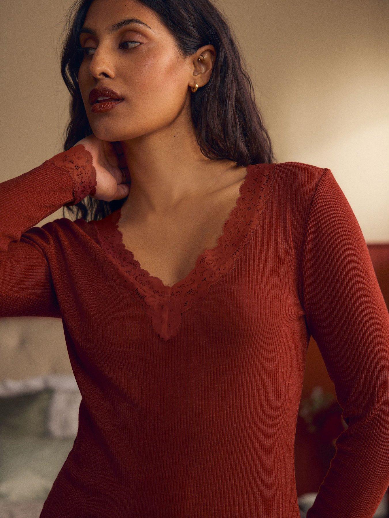 Image 4 of 6 of Laura Ashley Christmas Tree Pjs - Black