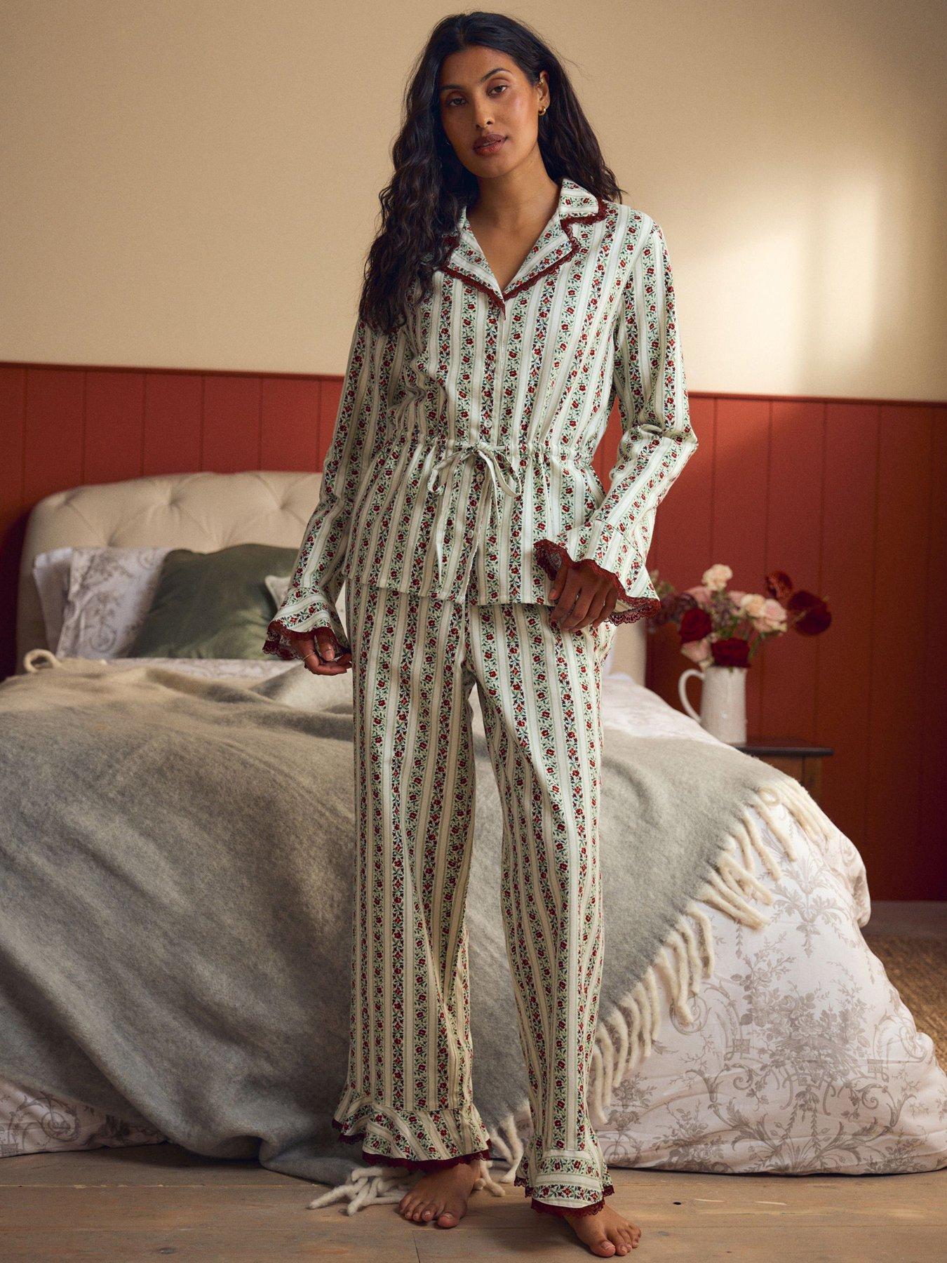 Laura Ashley Christmas Rose Button Through Pyjamas - Multi