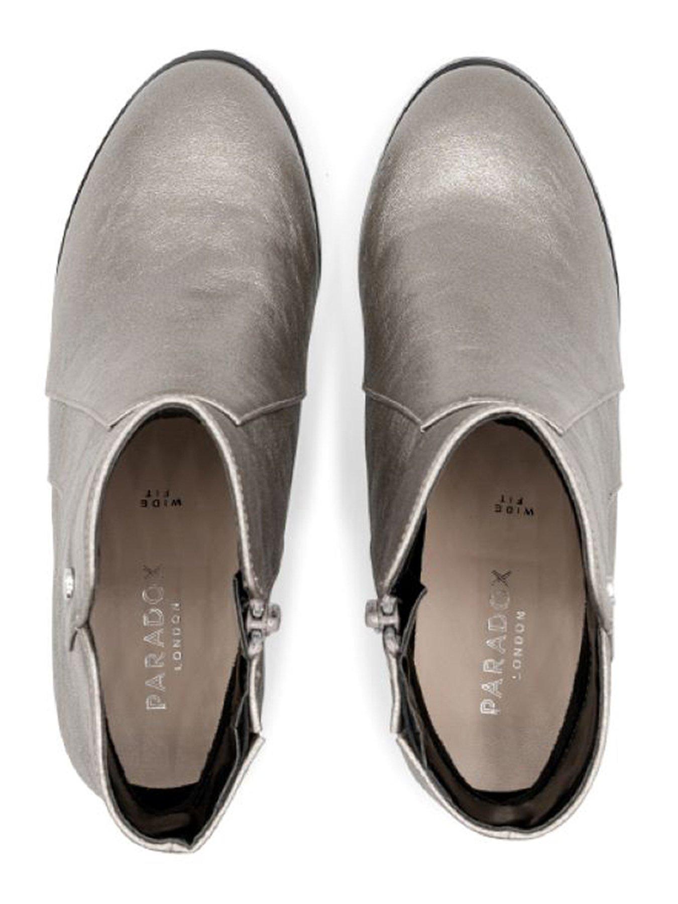 Image 4 of 5 of Paradox London Belinda Wide Fit Faux Leather Ankle Boot - Pewter