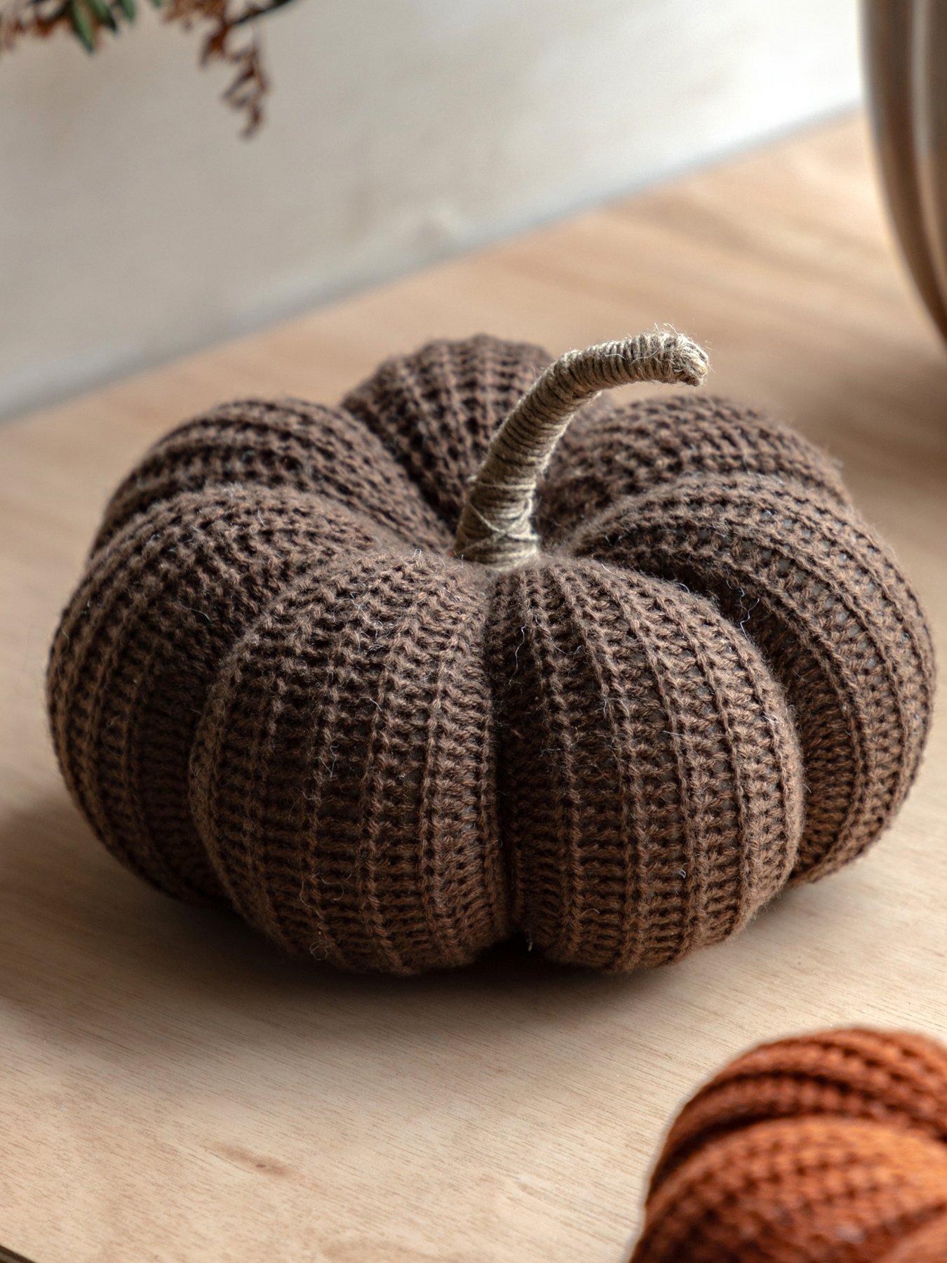 undefined Autumn Knitted Pumpkin Brown 170x80mm