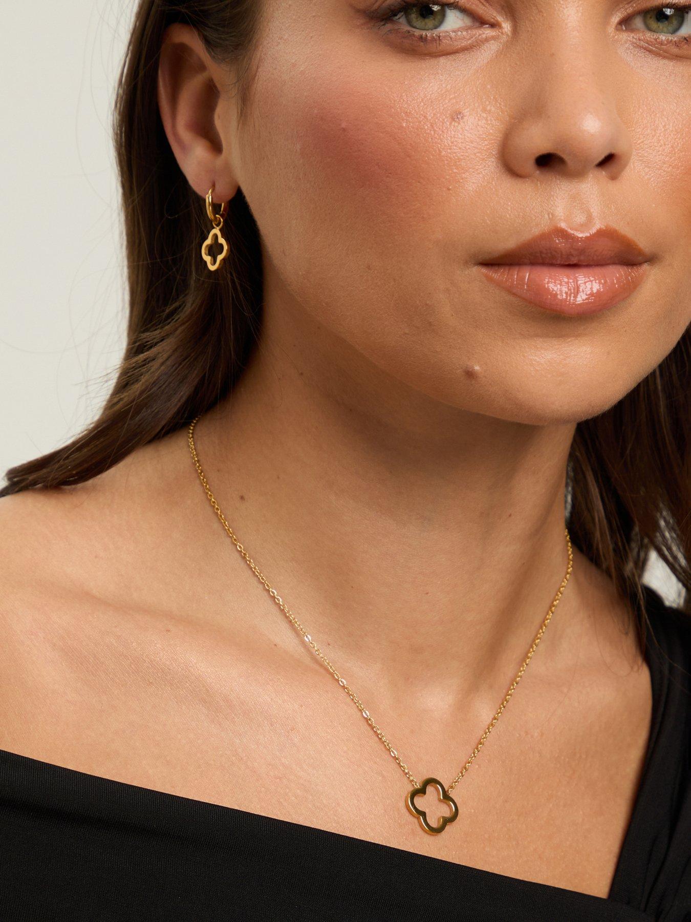 Jon Richard Waterproof Gold Plated Clover Pendant