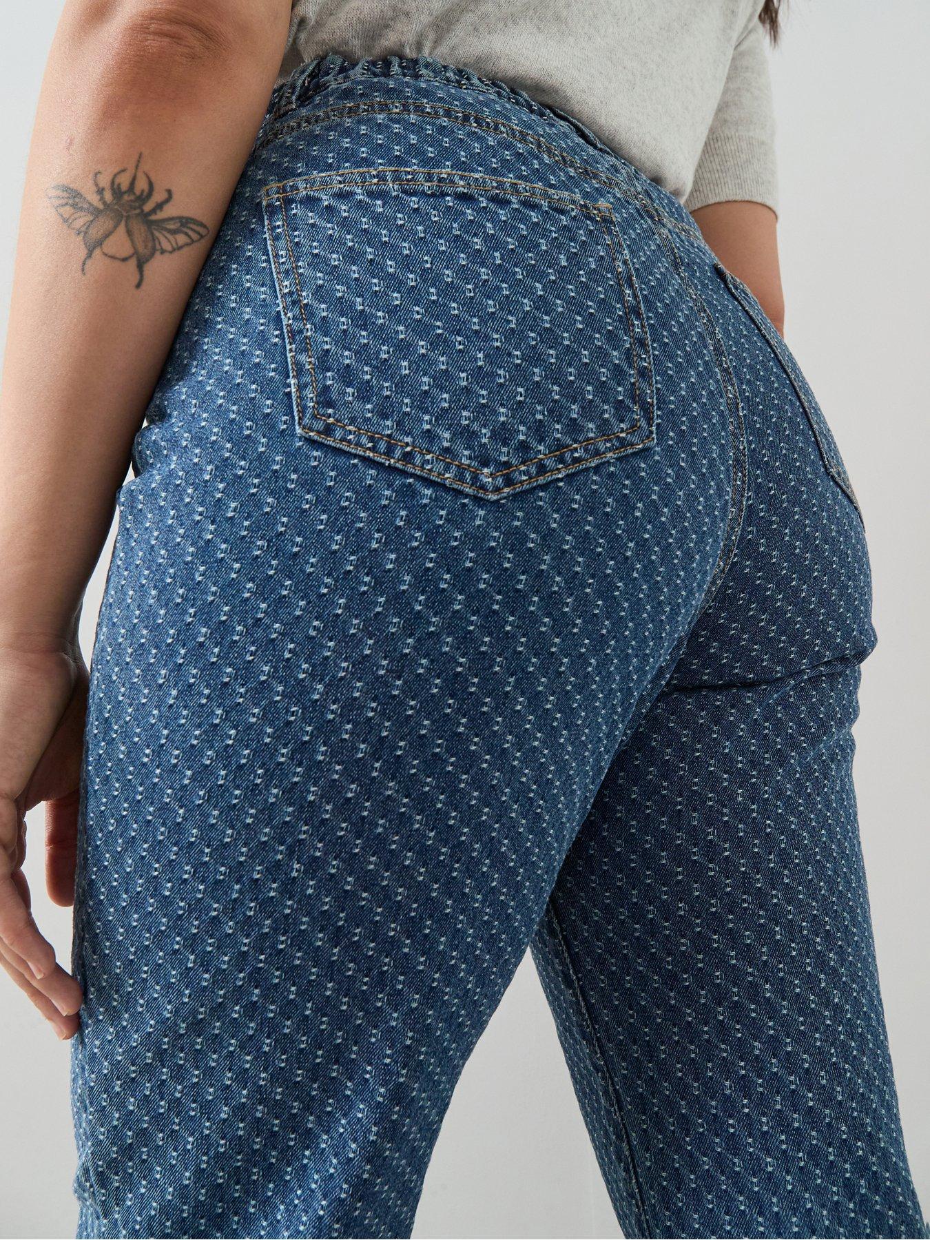 Image 5 of 7 of The Very Collection Curve Textured Straight Leg Jean - Dark Wash