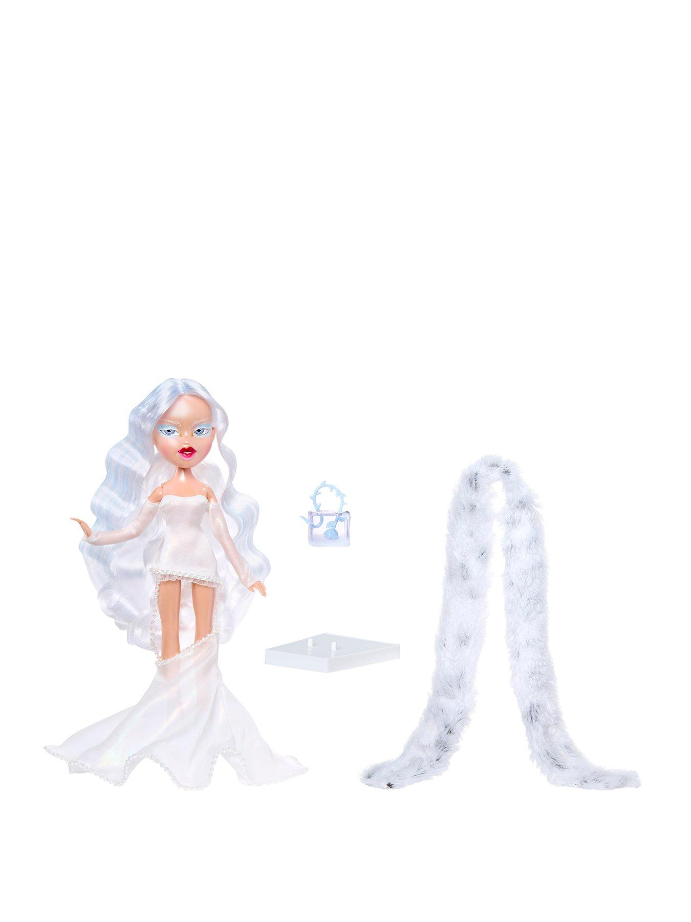 Bratz Holiday 2025 Doll