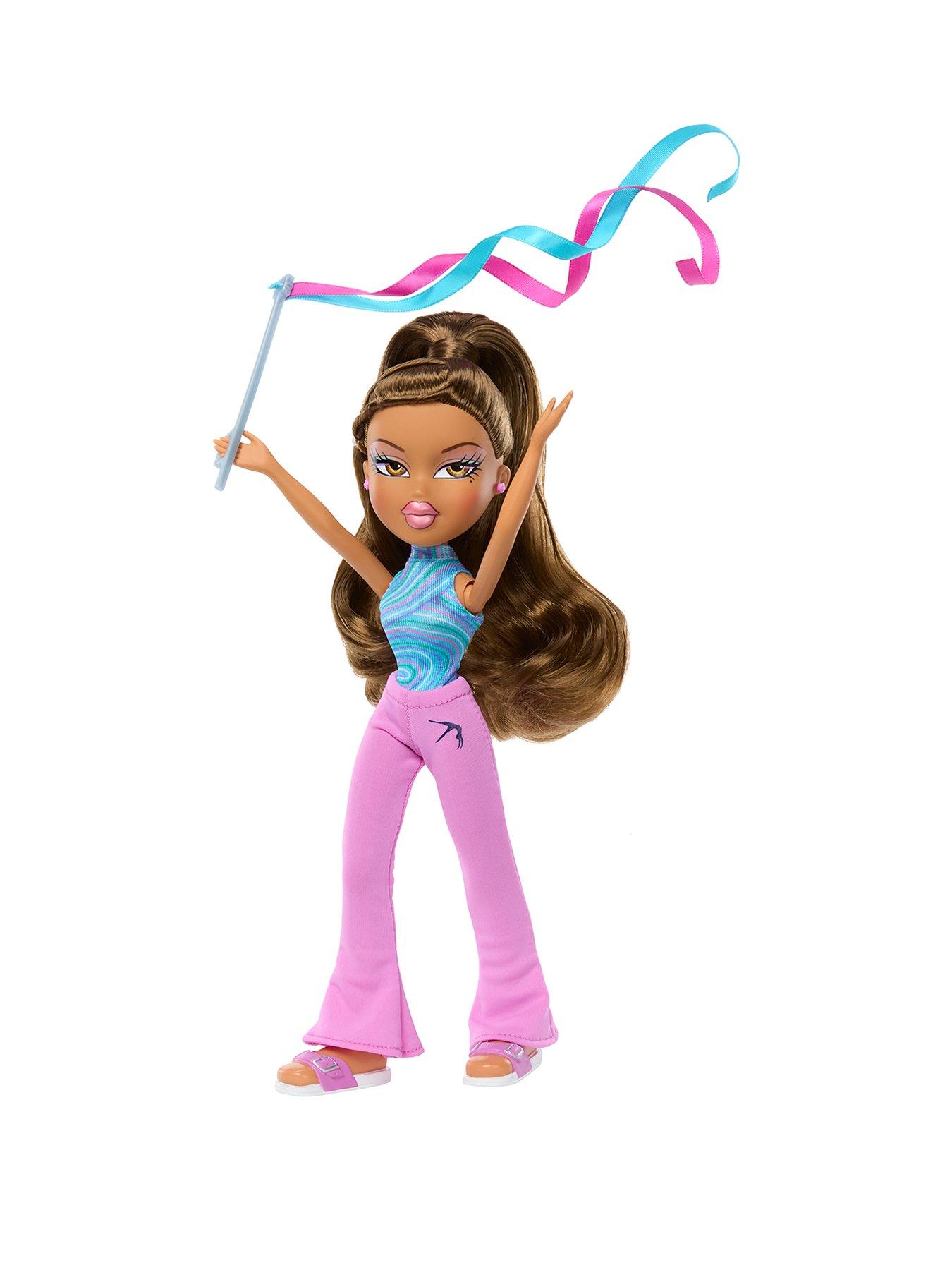 front image of bratz-play-sportz-doll-yasmin-gymnastics