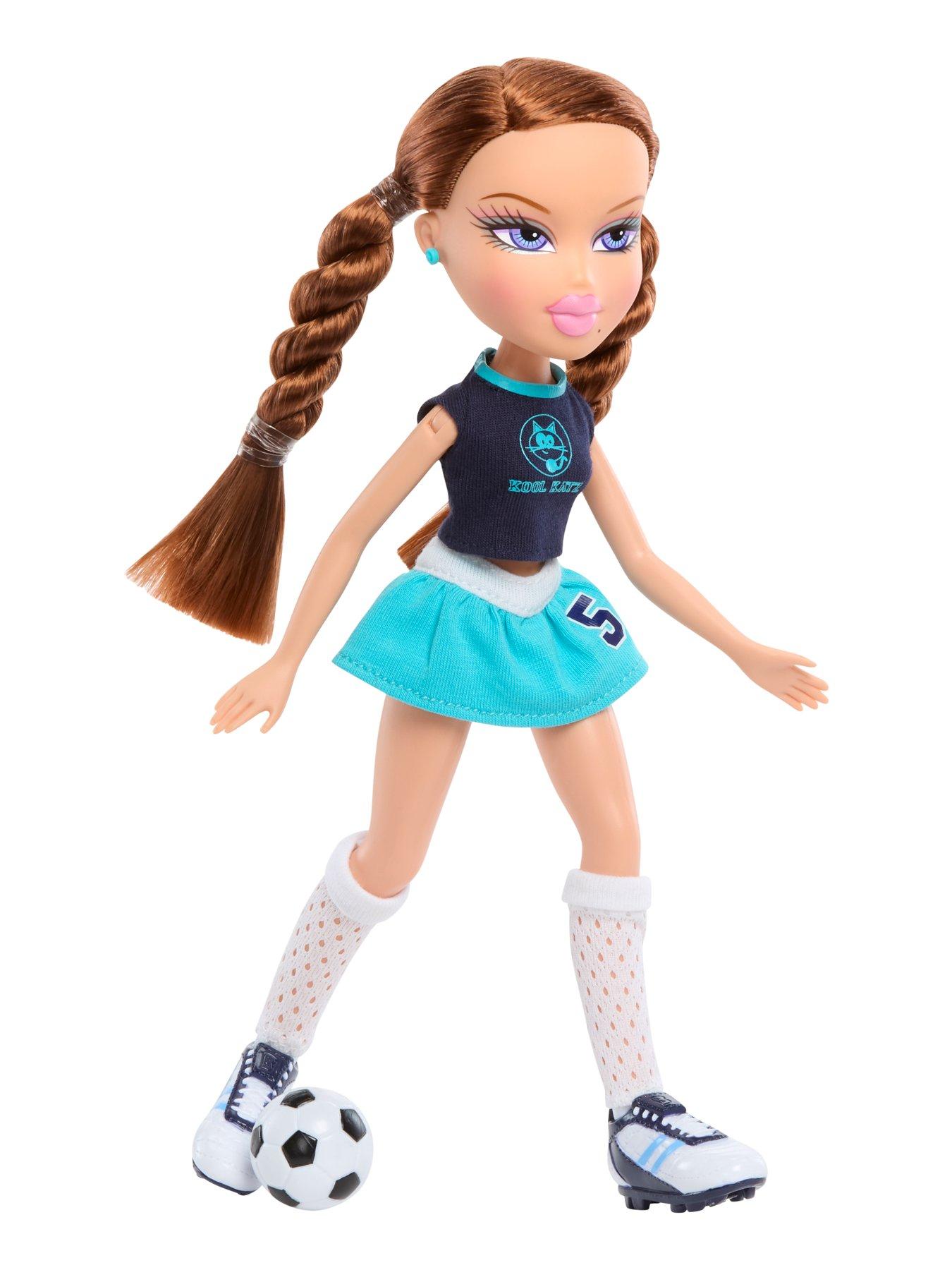 Image 4 of 7 of Bratz Play Sportz Roxxi Soccer Doll&nbsp;