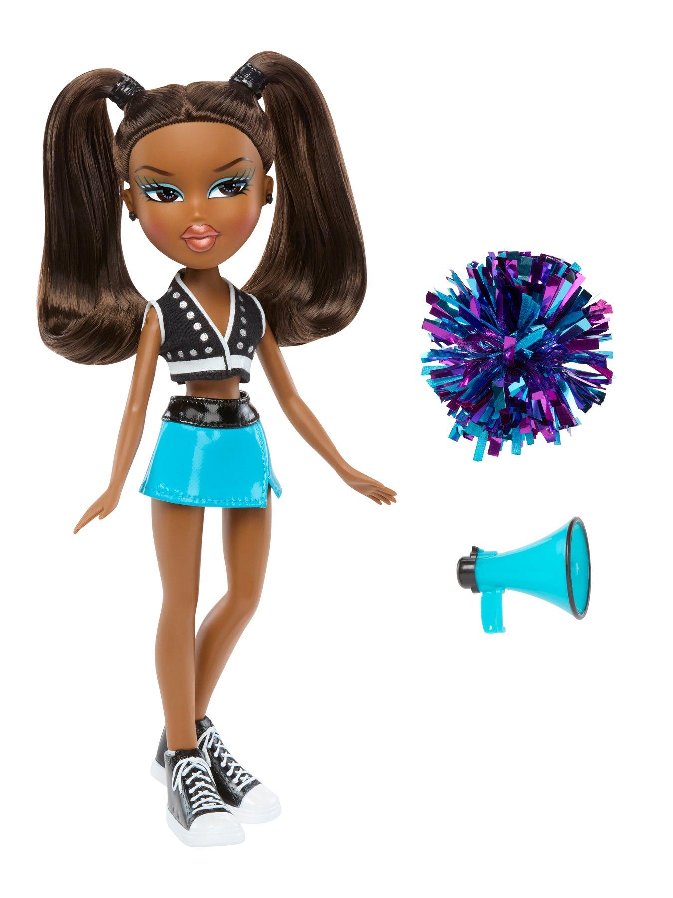 Image 2 of 7 of Bratz Play Sportz Doll - Sasha (Cheerleading)