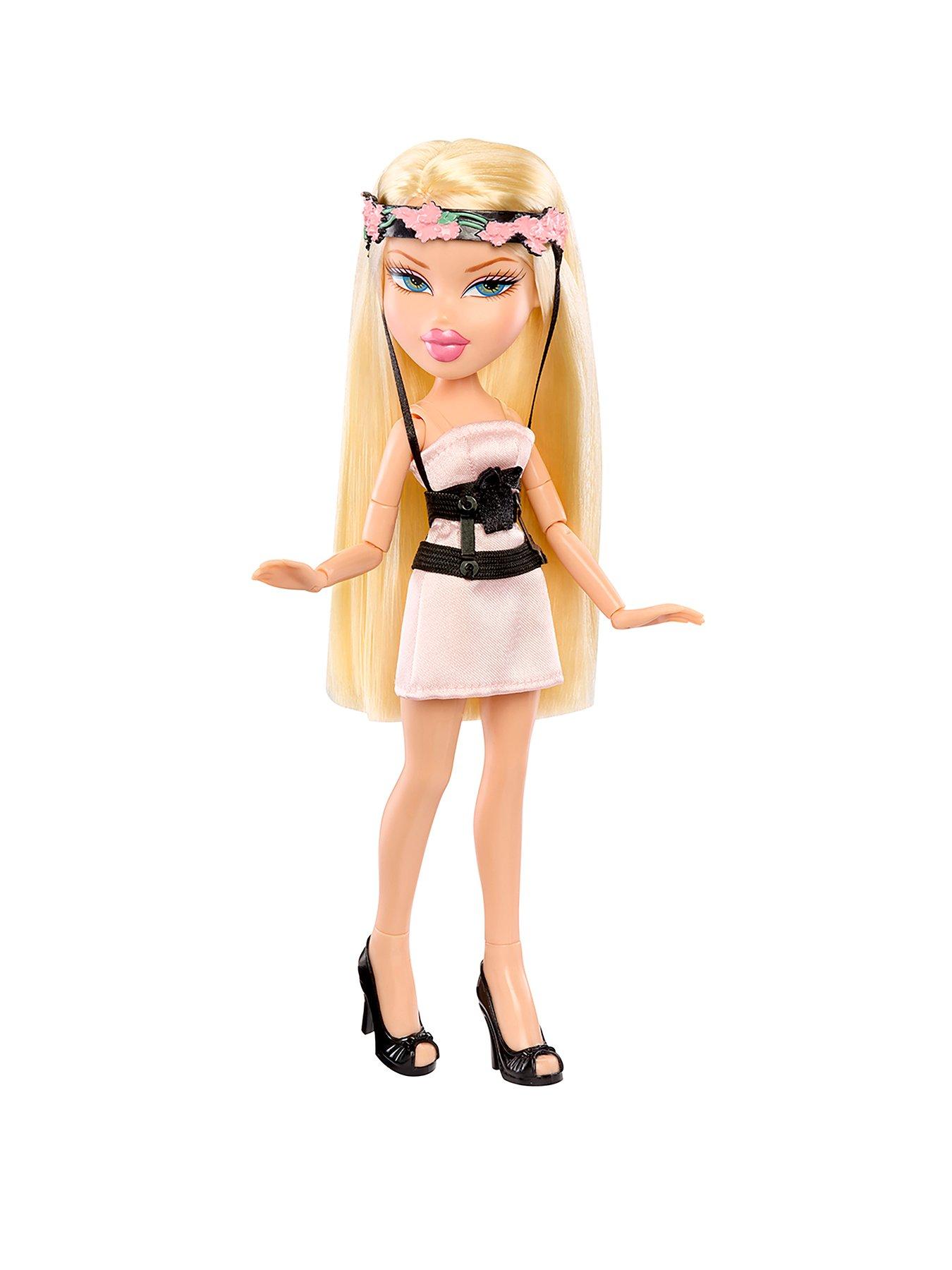 Bratz Collector Mean Girls Spring Fling - Regina