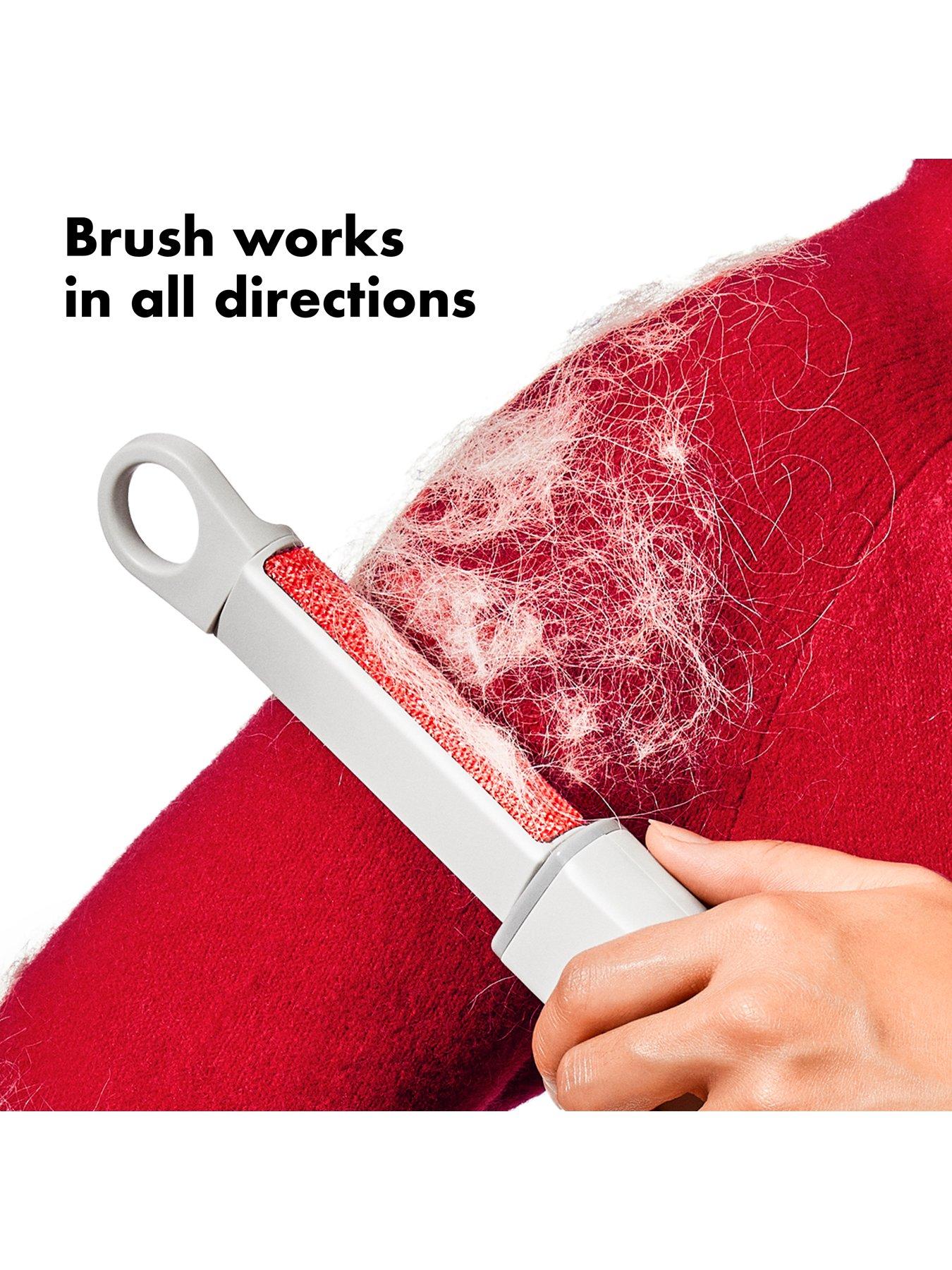 Image 3 of 6 of OXO Reuseable Lint Roller