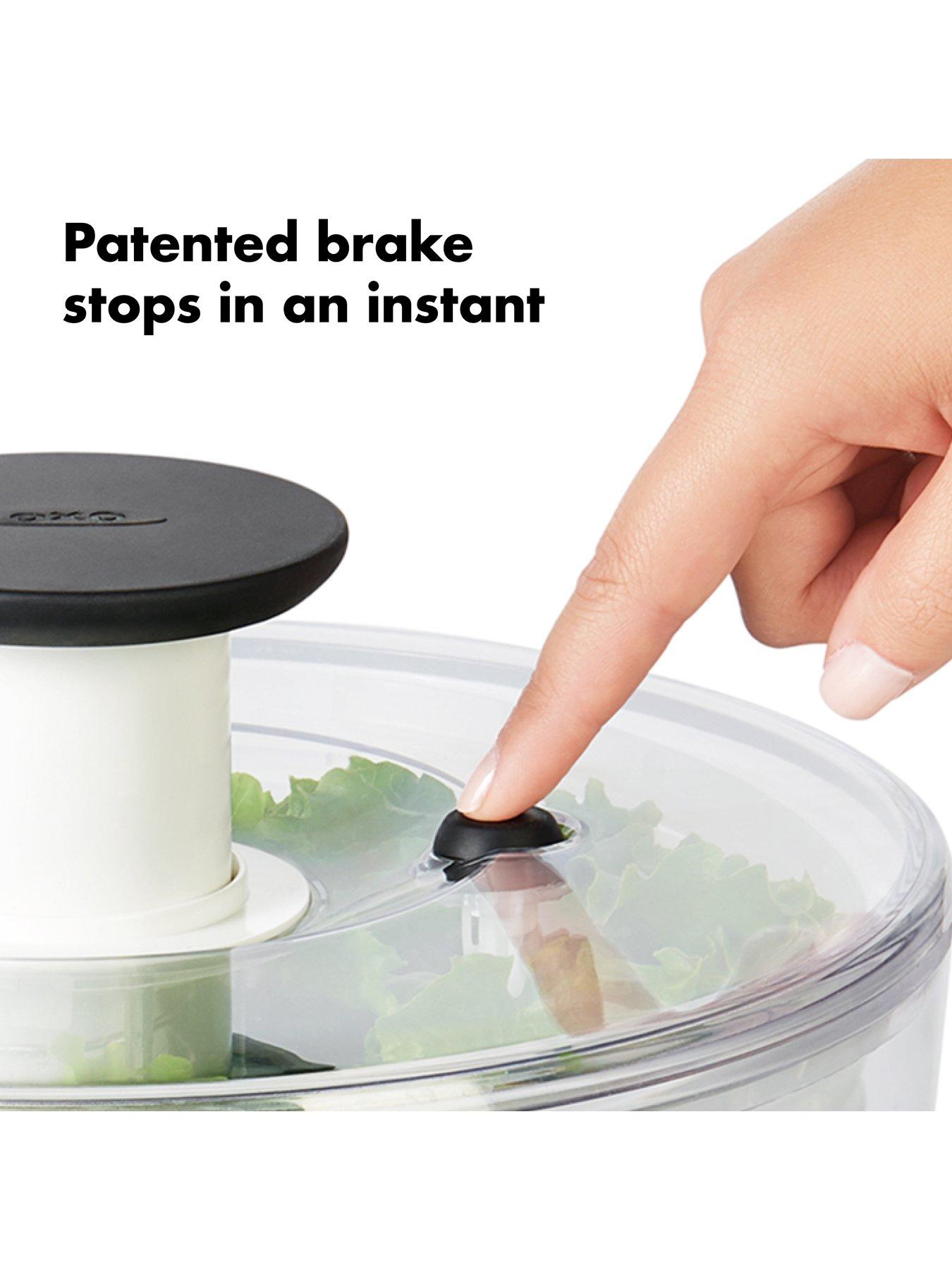 back image of oxo-salad-spinner-40