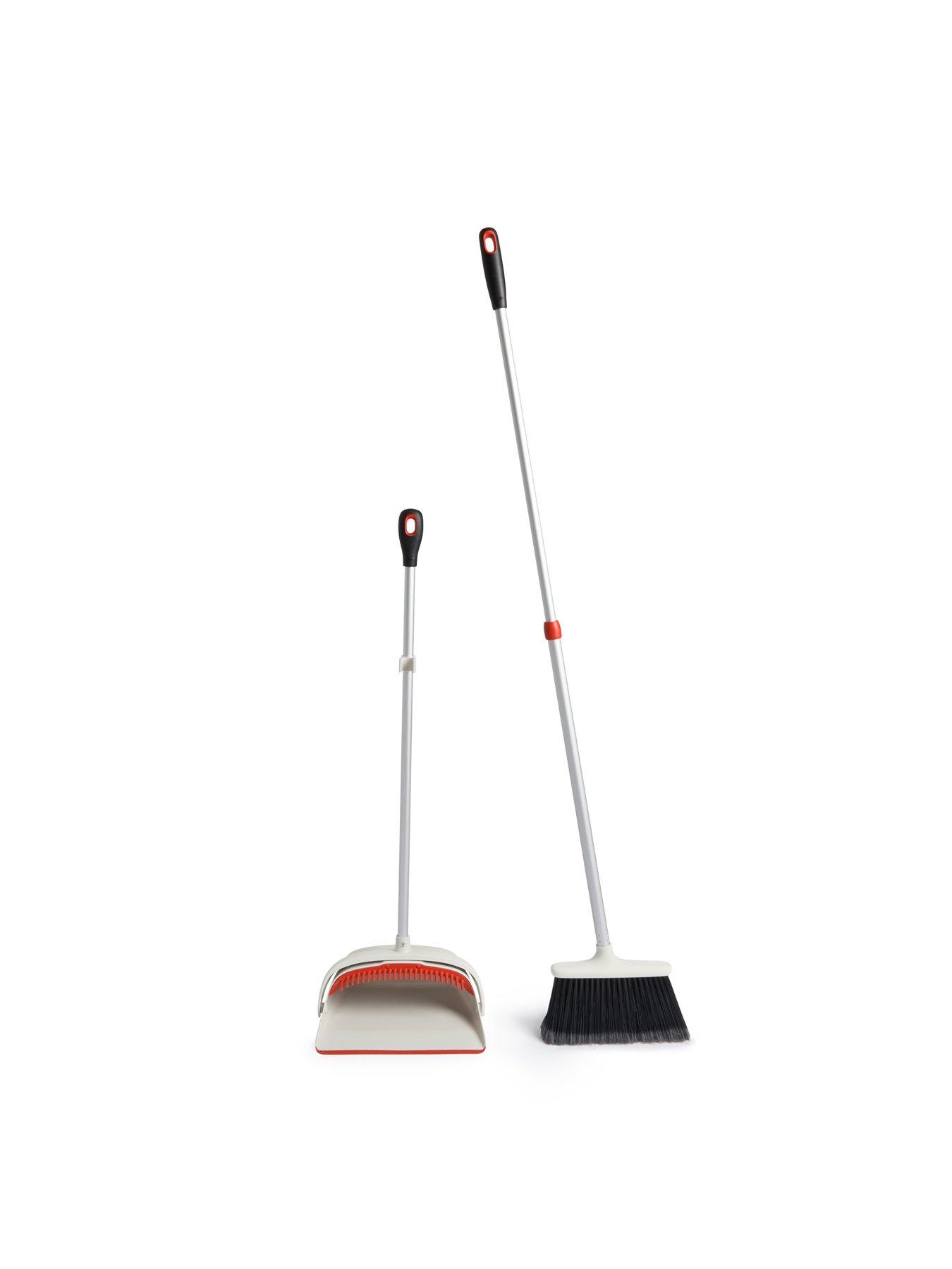  image of oxo-large-sweep-set-with-extendable-broom
