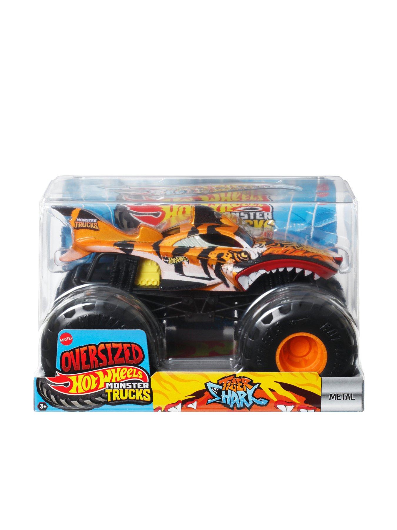 Image 5 of 6 of Hot Wheels Monster Trucks 1:24 Tiger Shark