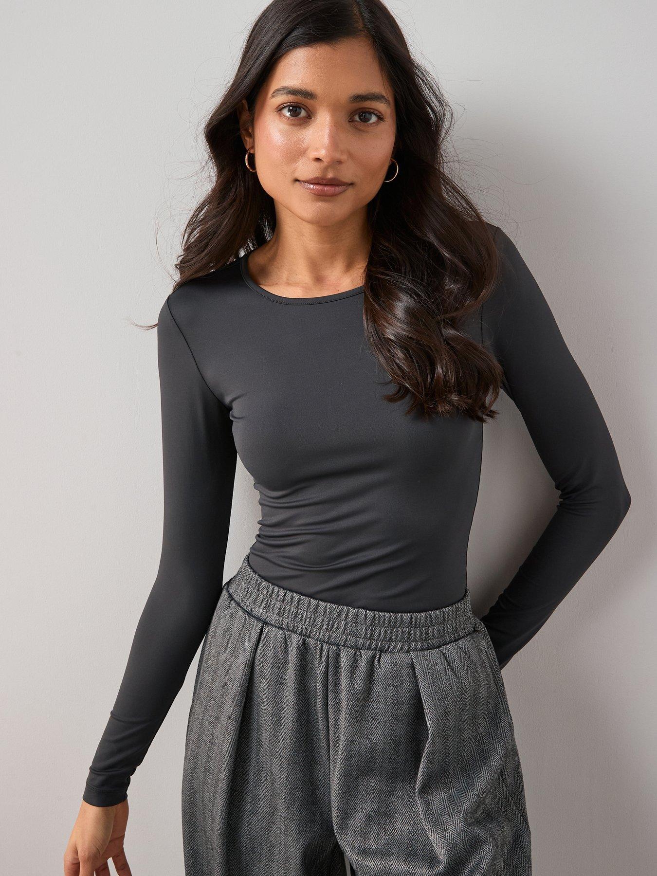 Image 4 of 7 of The Very Collection Soft Touch Long Sleeve Crewe T-shirt - Grey