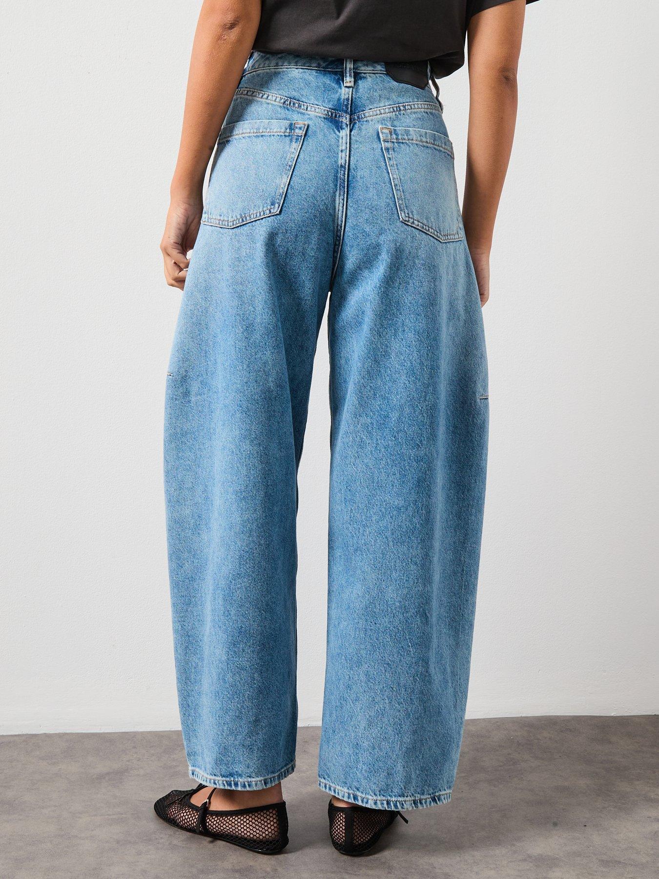 Image 2 of 6 of AllSaints Carter Barrel Jean