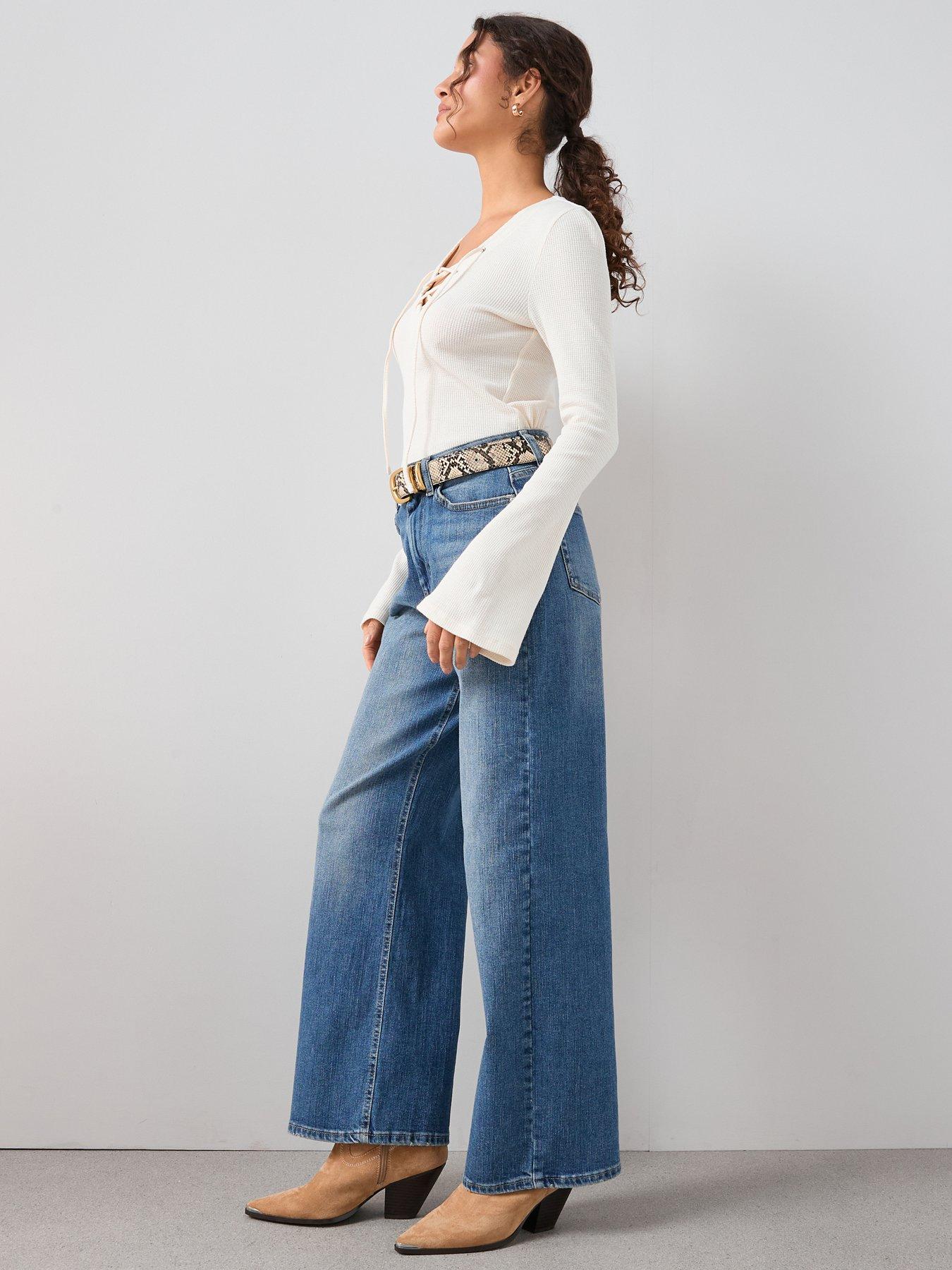Image 5 of 6 of The Very Collection Tie Front Long Sleeve Top - White