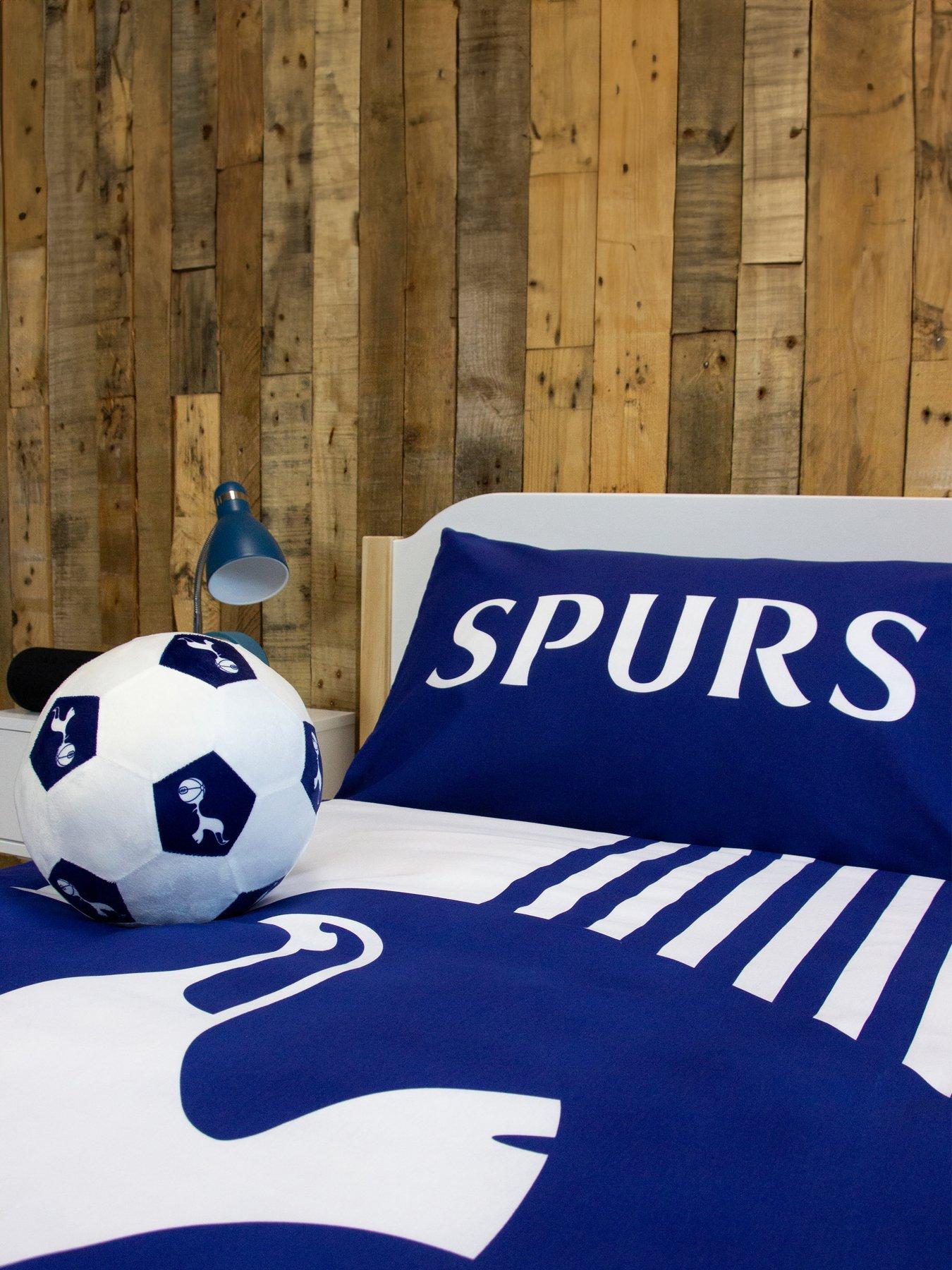 tottenham-hotspur-fc-tottenham-3d-ball-cushion