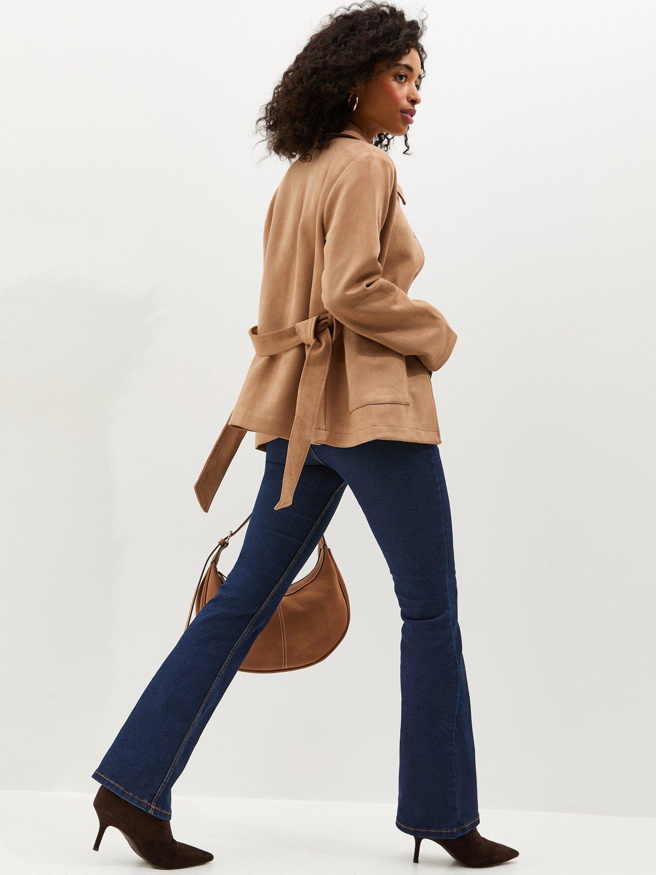 Image 3 of 6 of New Look Waist Enhance Quinn Bootcut Stretch Denim Jeans - Indigo Wash
