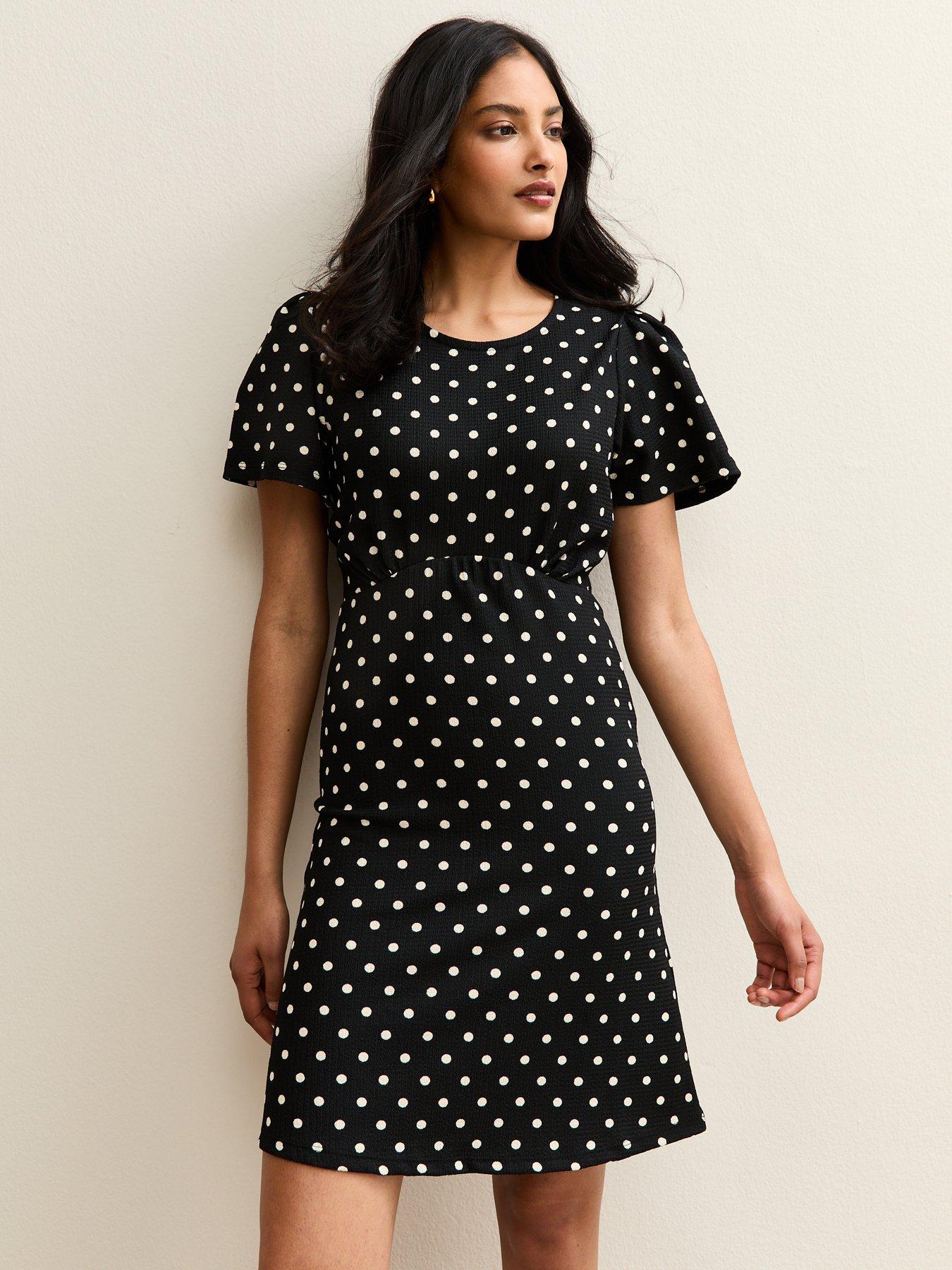  image of new-look-crinkled-jersey-spot-short-sleeve-mini-dress-black