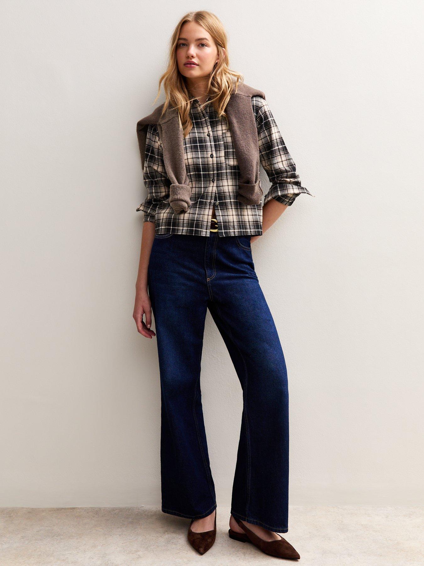 Image 5 of 5 of New Look Check Print Long Sleeve Cropped Shirt - Black