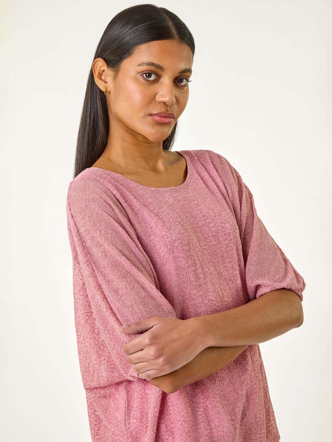 Image 4 of 5 of Roman Mesh Bubble Hem Stretch Top - Pink