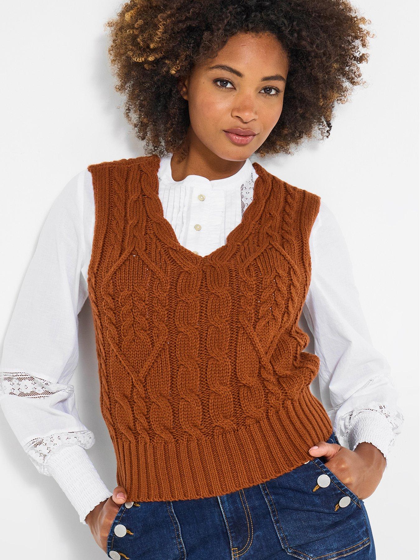 undefined Heritage Cable Knit Vest - Rust
