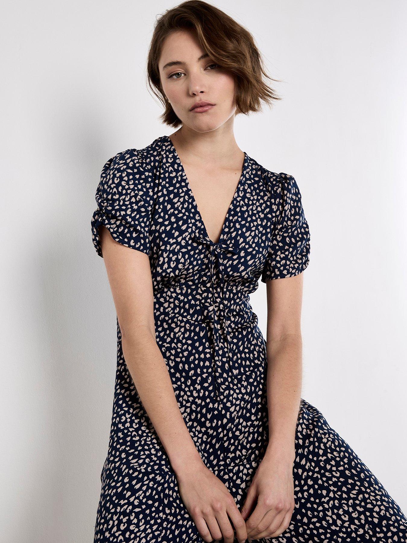 Image 3 of 4 of Apricot Tie Front Animal Mono Print Dress - Navy