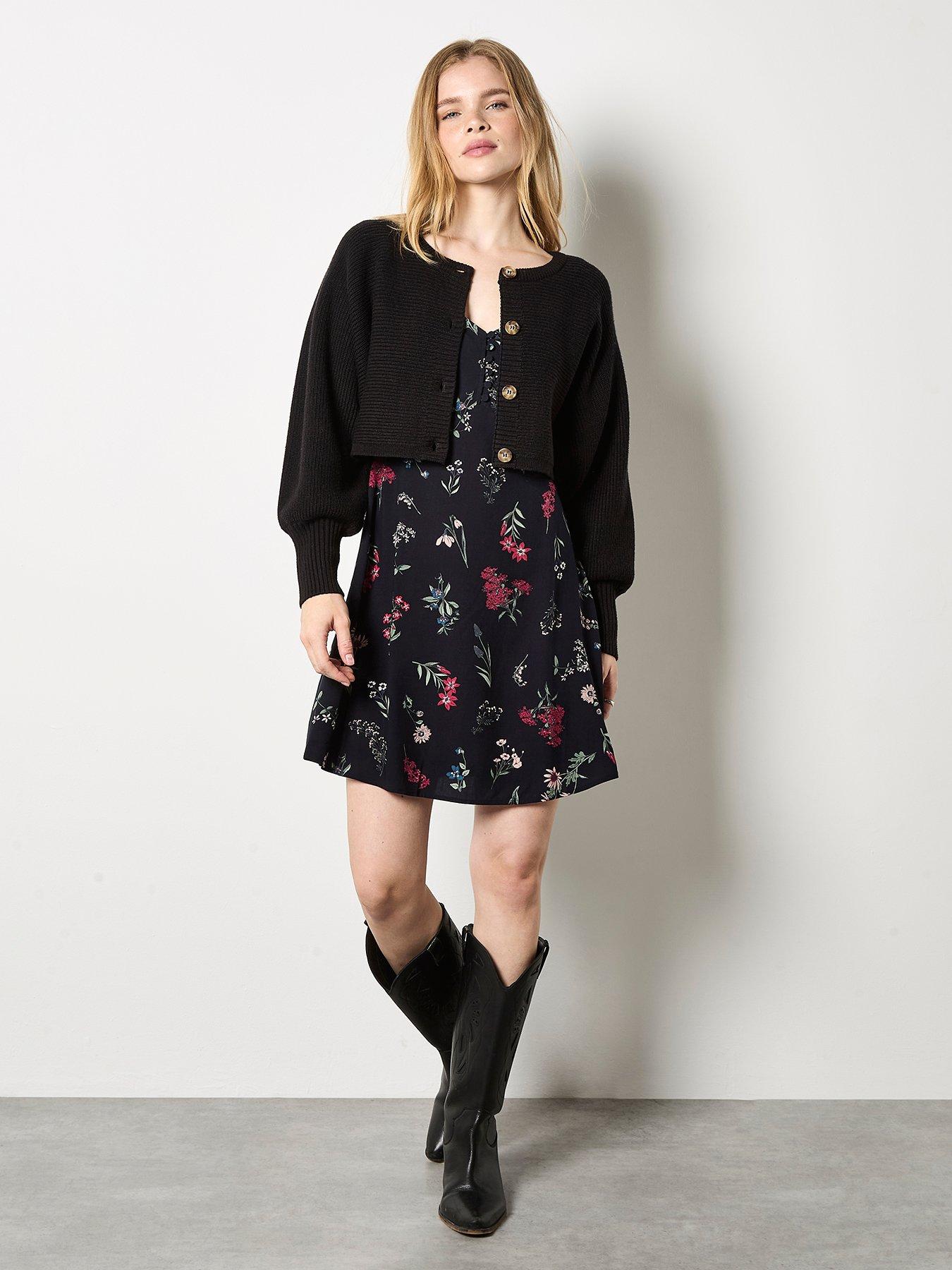 Image 3 of 5 of Apricot Botanical Floral Tea Dress - Black