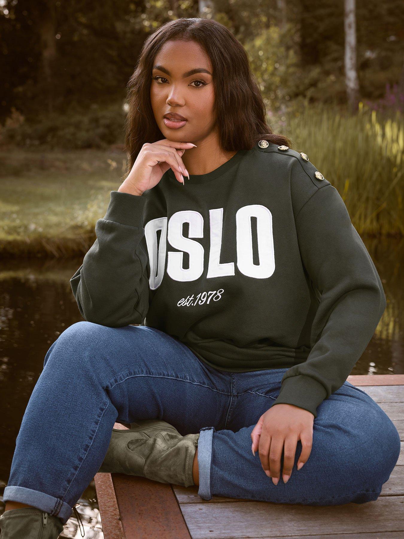 undefined Curve Oslo Button Crew Neck Sweatshirt - Green