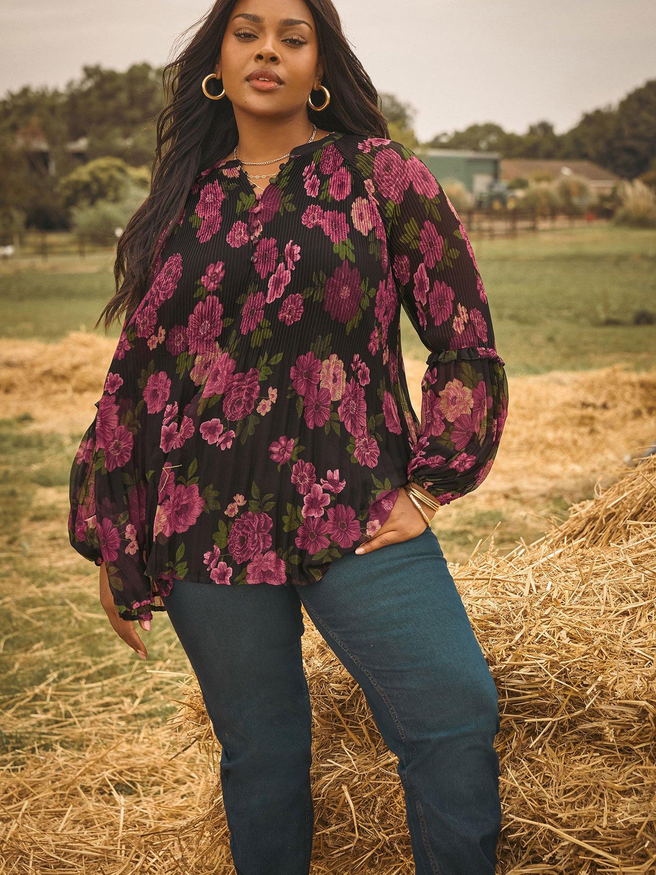 undefined Curve Pleated Blouse