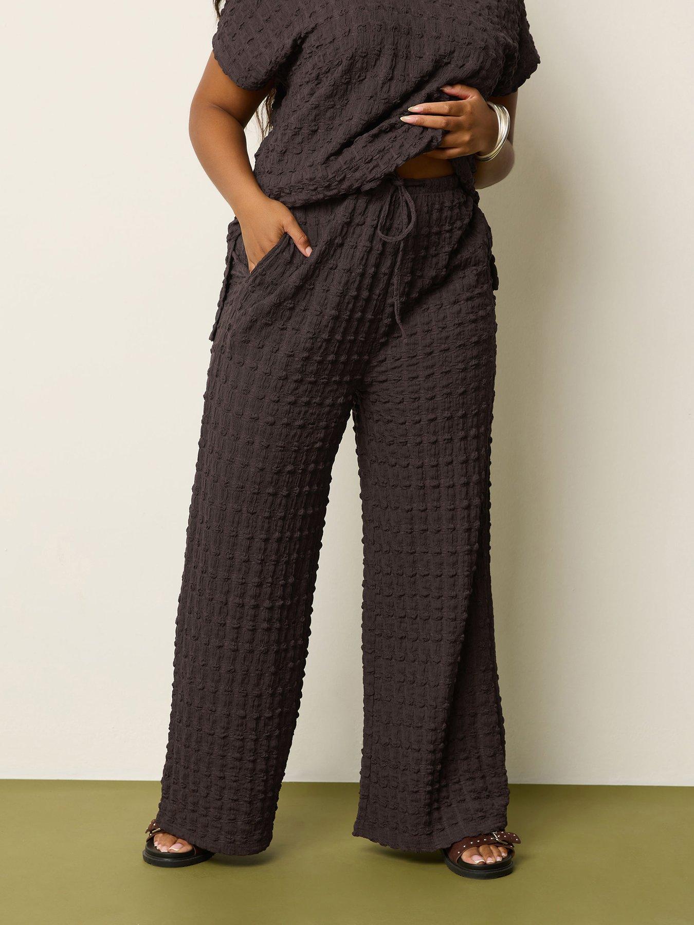 undefined Curve Wide Leg Bubble Texture Trouser - Brown
