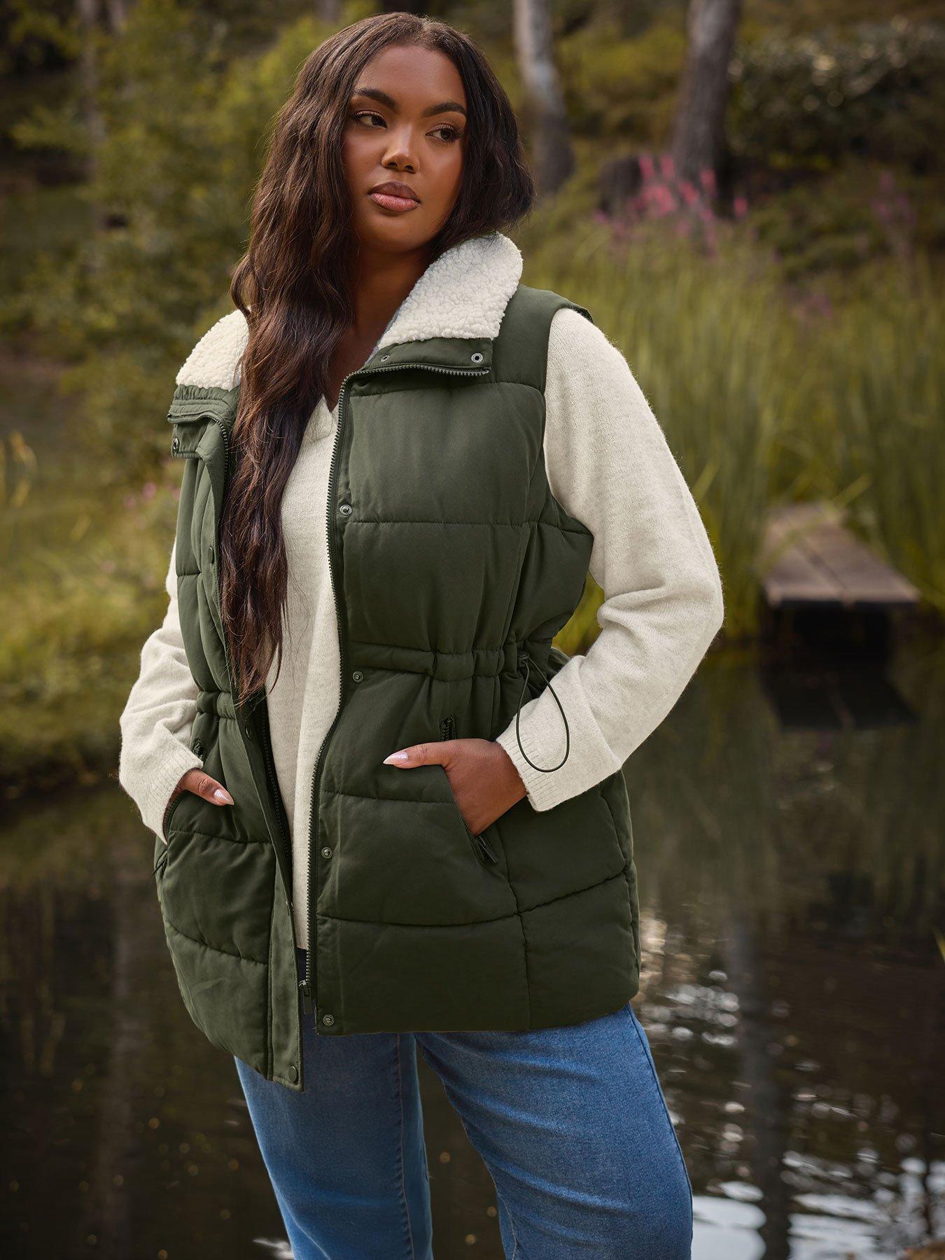 undefined Curve Short Gilet - Green