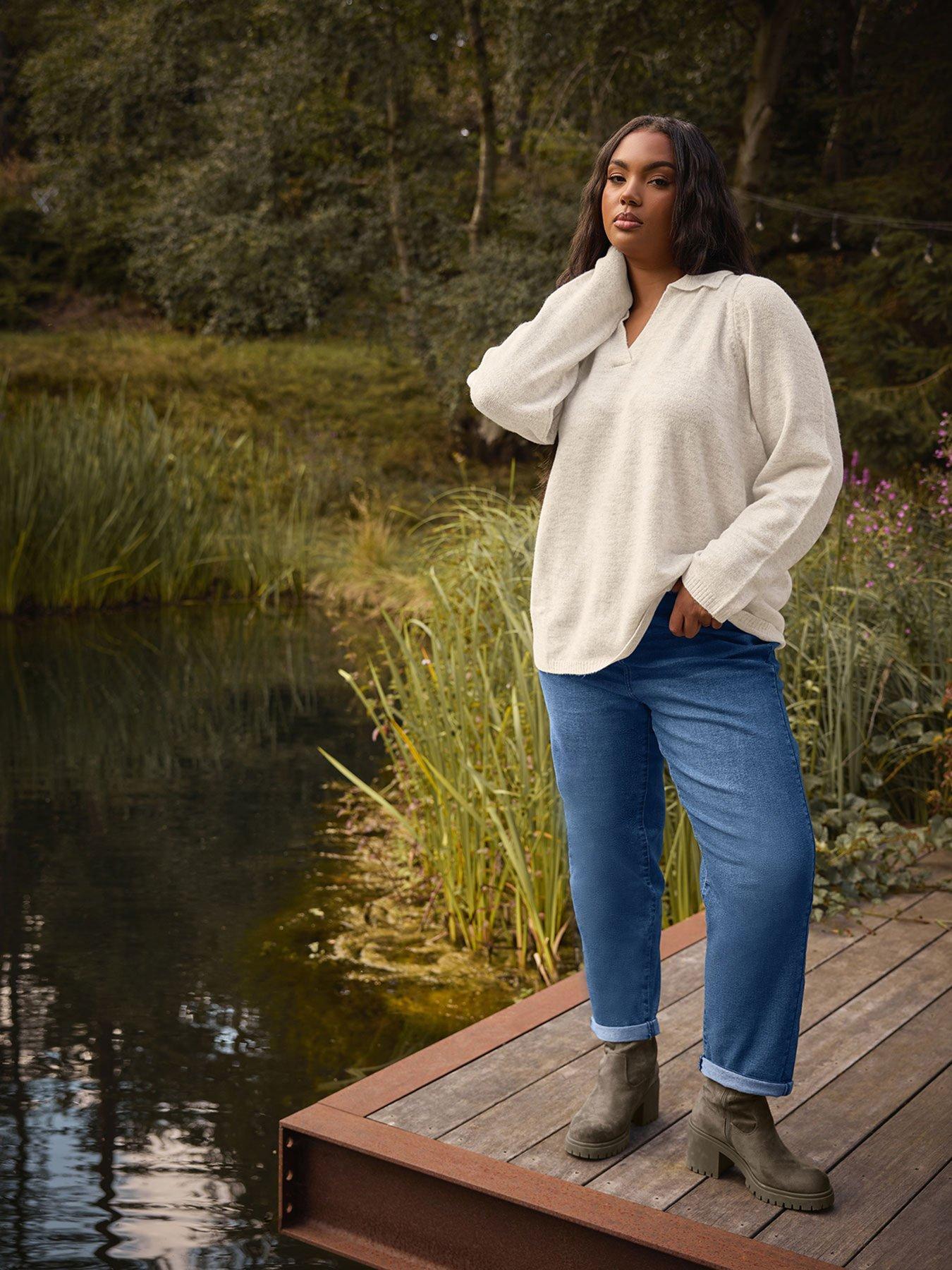 undefined Curve Collar V Neck Jumper - Natural