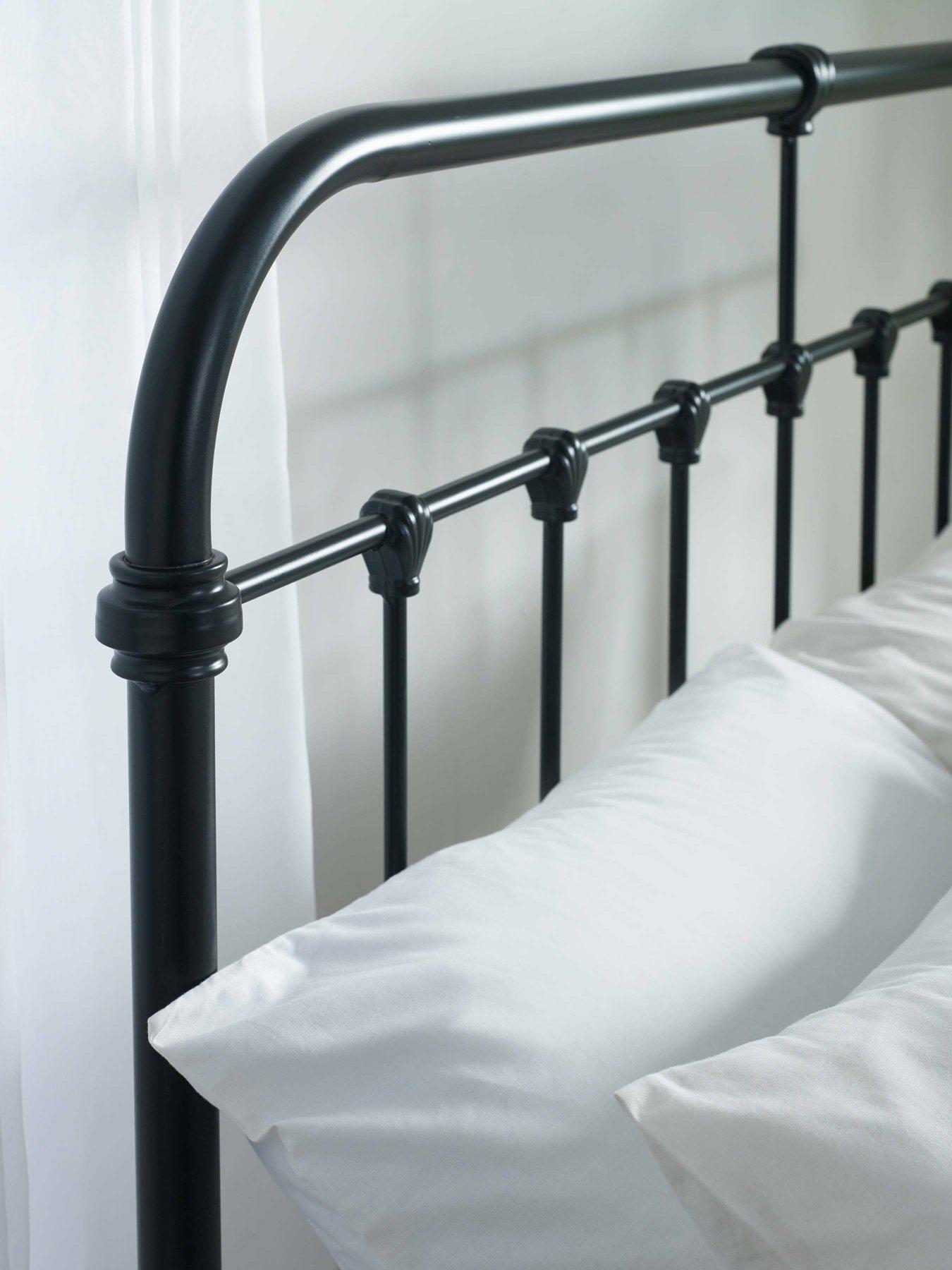 Image 3 of 4 of Julian Bowen Logan Metal Bed