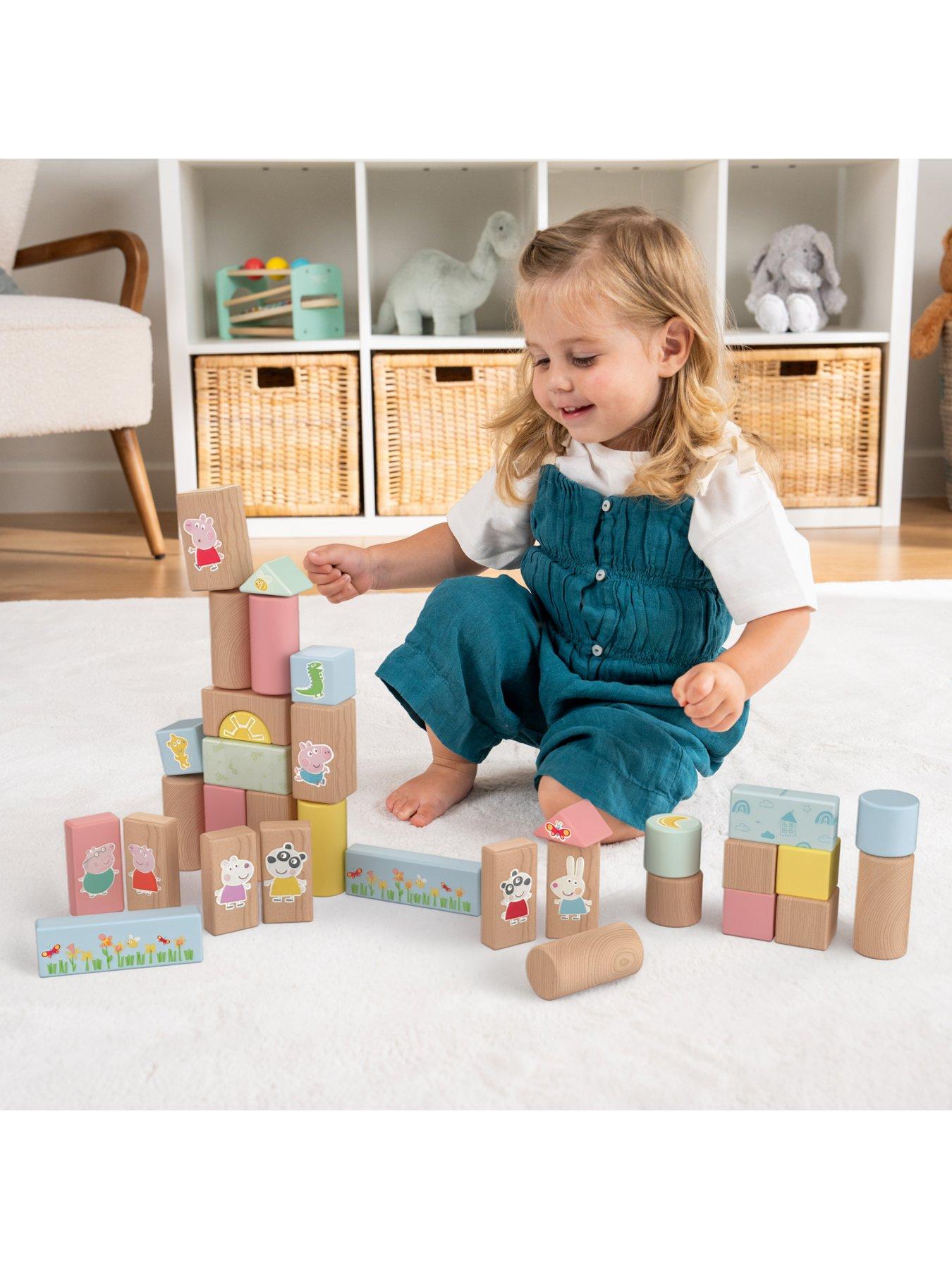 Image 2 of 5 of Peppa Pig Peppa Block Bucket - 80 pcs