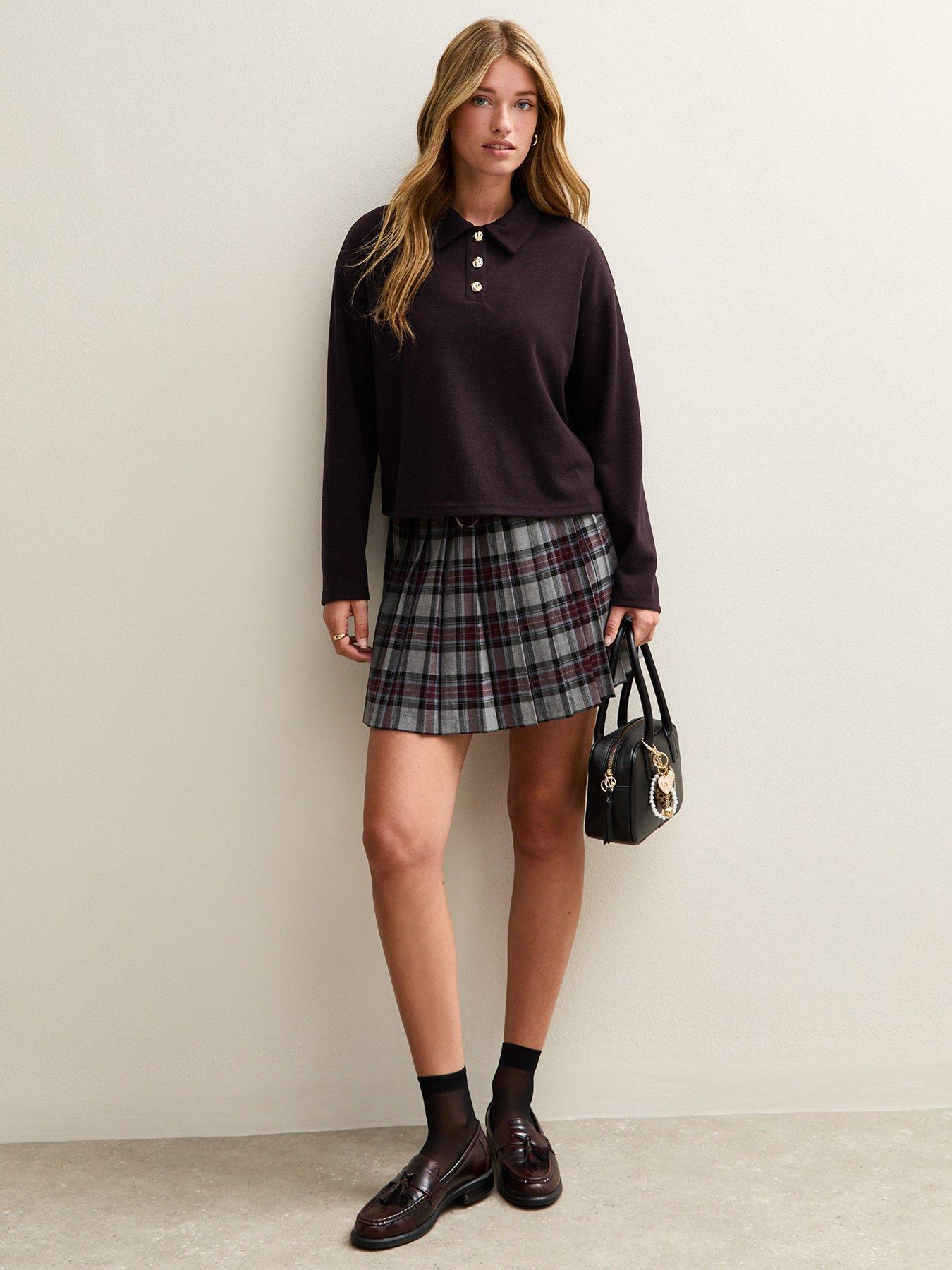 Image 3 of 6 of New Look Soft Touch Gold Button Polo Top - Dark Purple