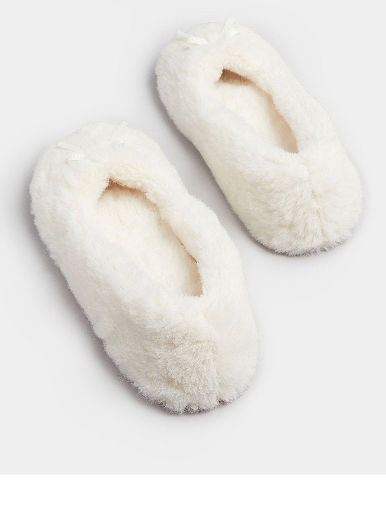 Image 3 of 4 of Yours Curve Bow Plush Ballet Slipper - White