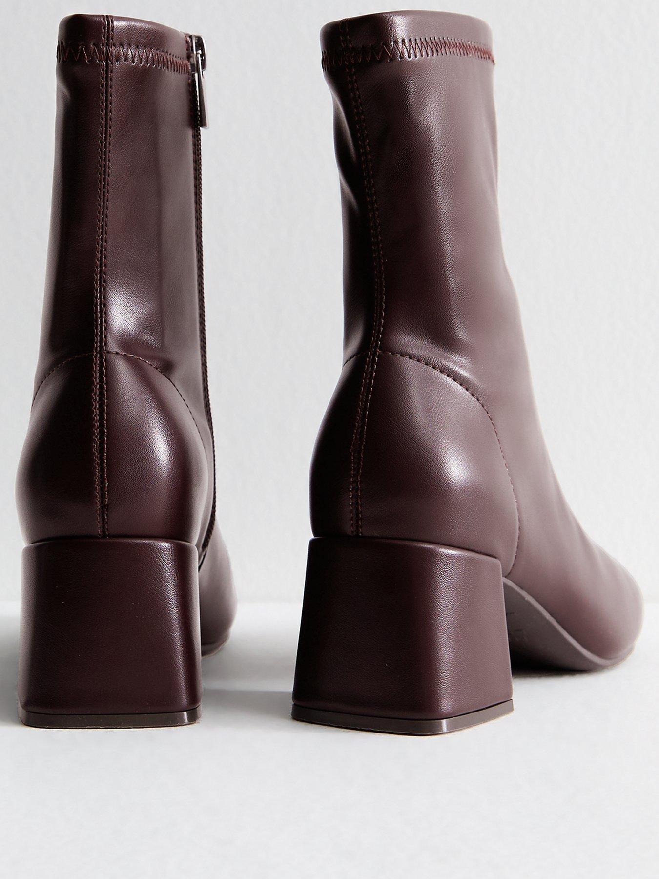 Image 3 of 6 of New Look Faux Leather Block Heel Ankle Boots - Dark Burgundy Red